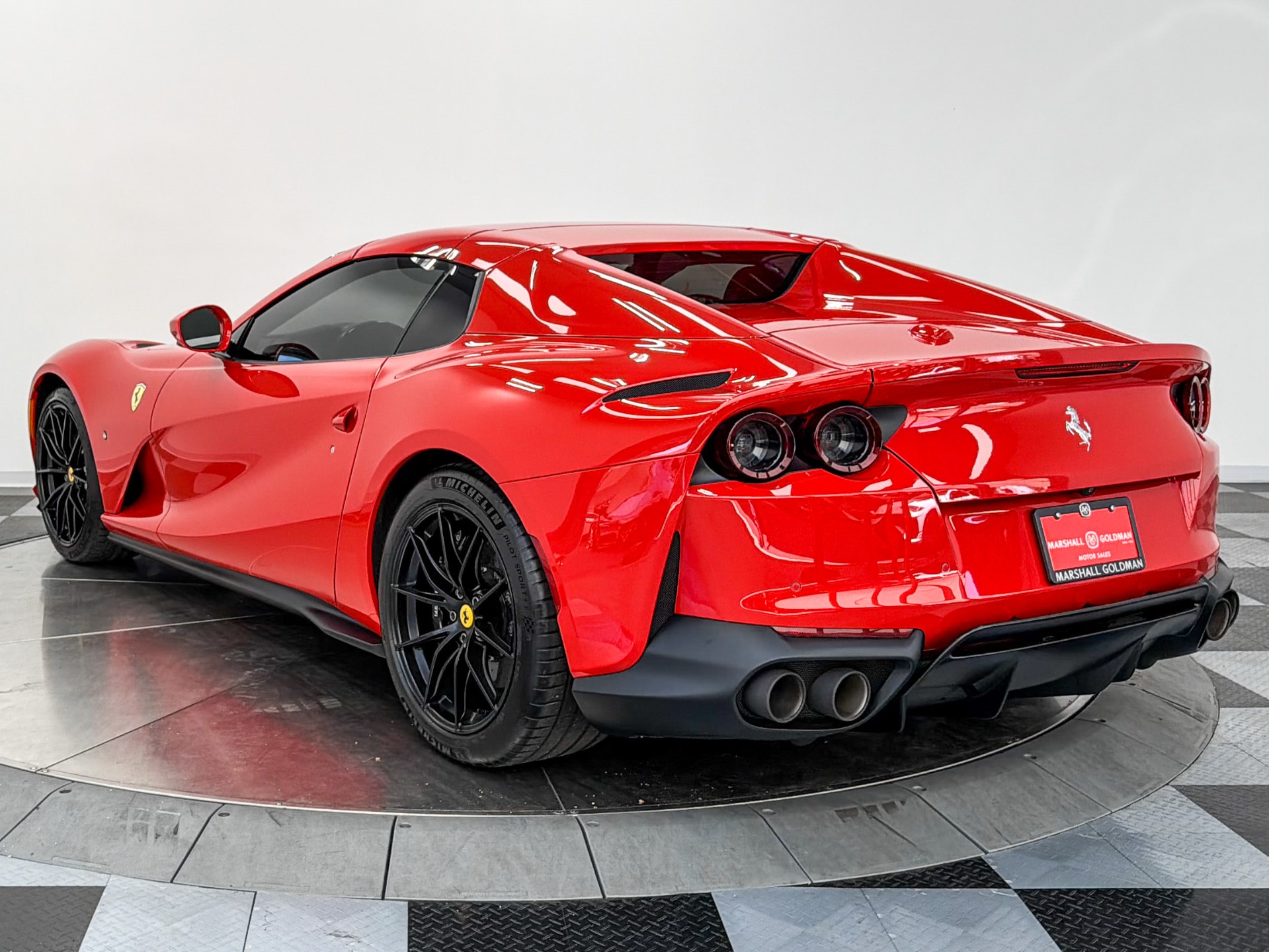Ferrari 812 GTS -Daytona Seats, Interior Carbon, Suspension Lifter
