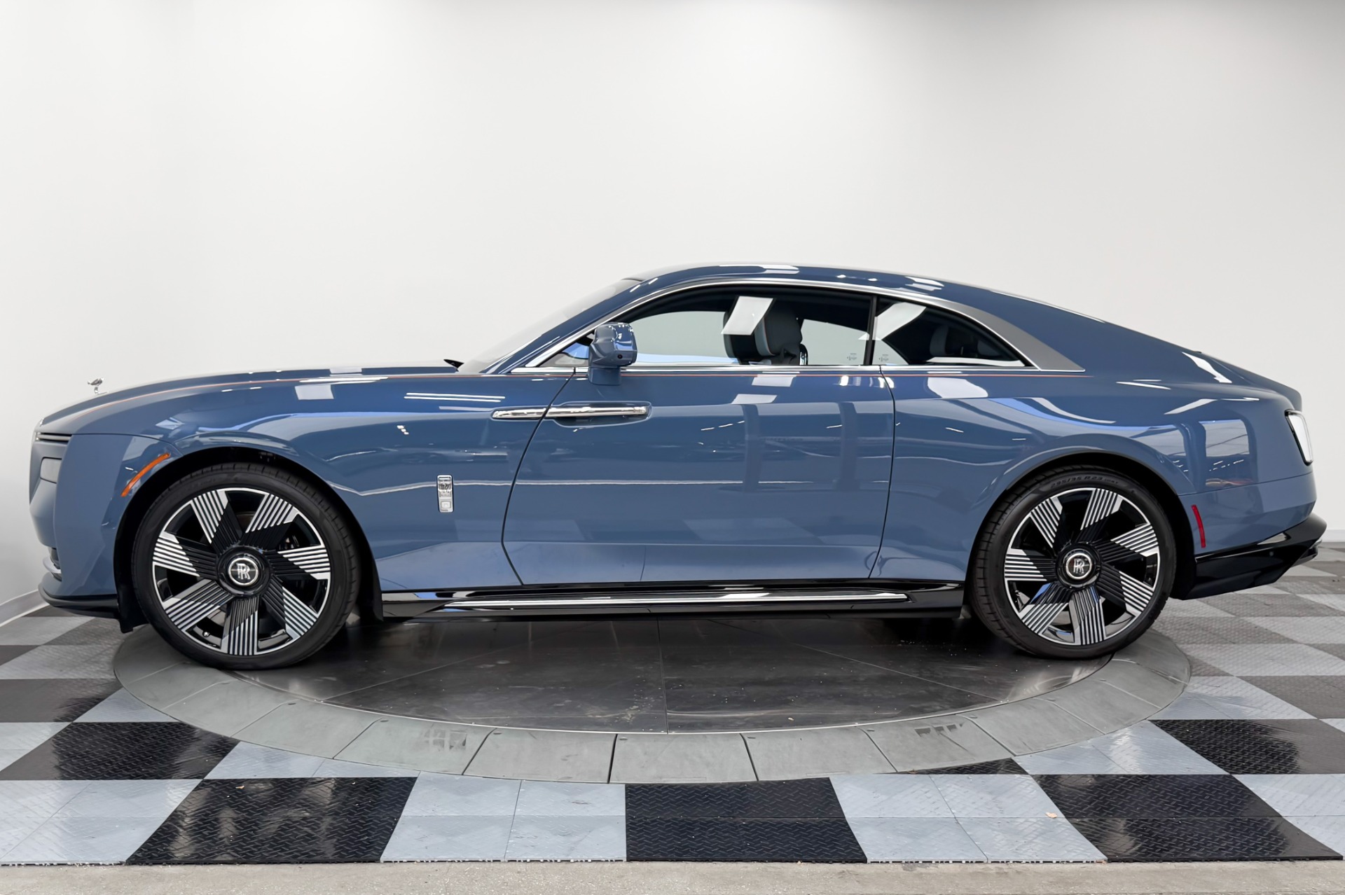 Rolls-Royce Spectre -Launch Package, Low Miles, Canadel Paneling