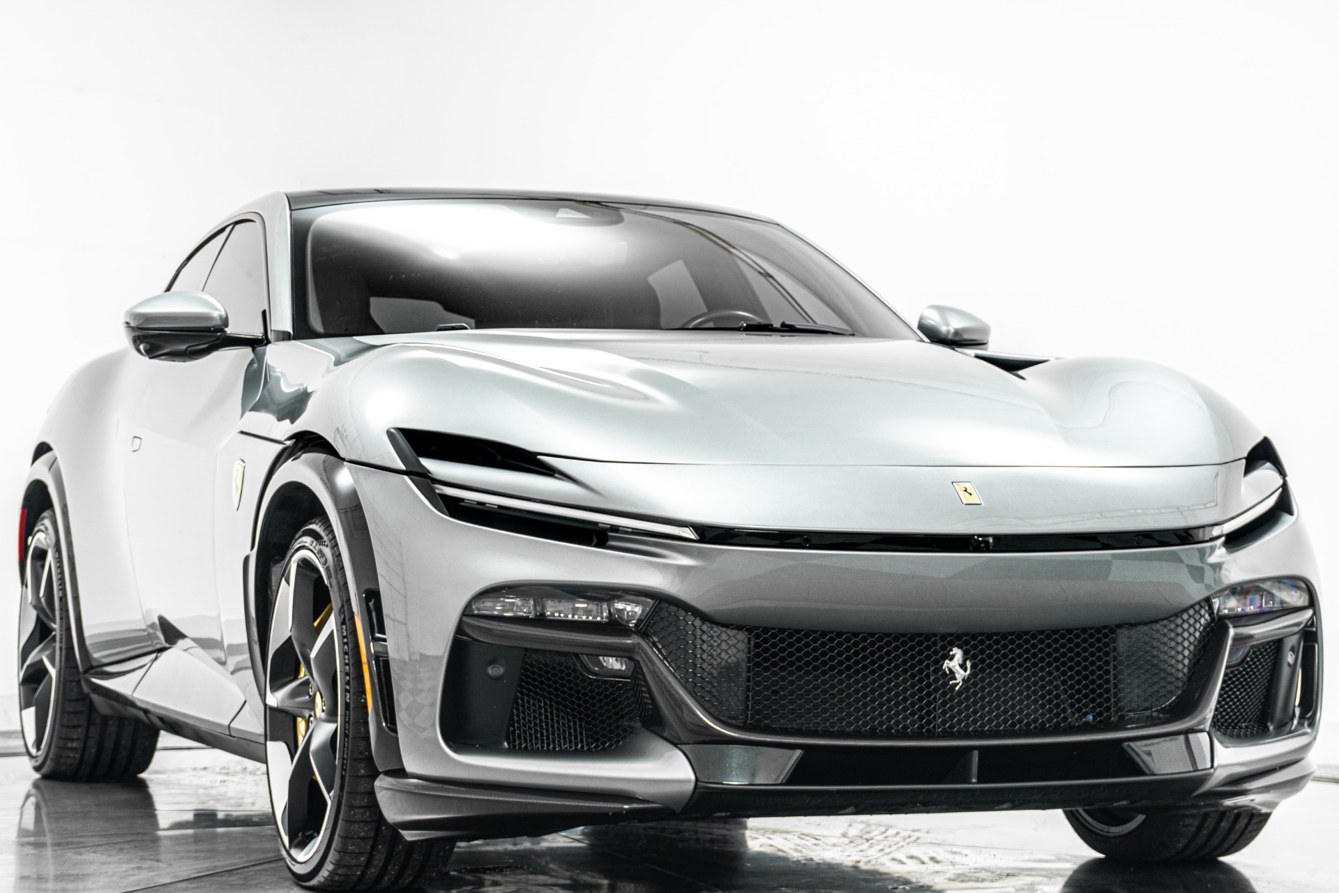 Ferrari Purosangue -780 Miles, Leather And Alcantara Interior, Extensive Carbon Fiber