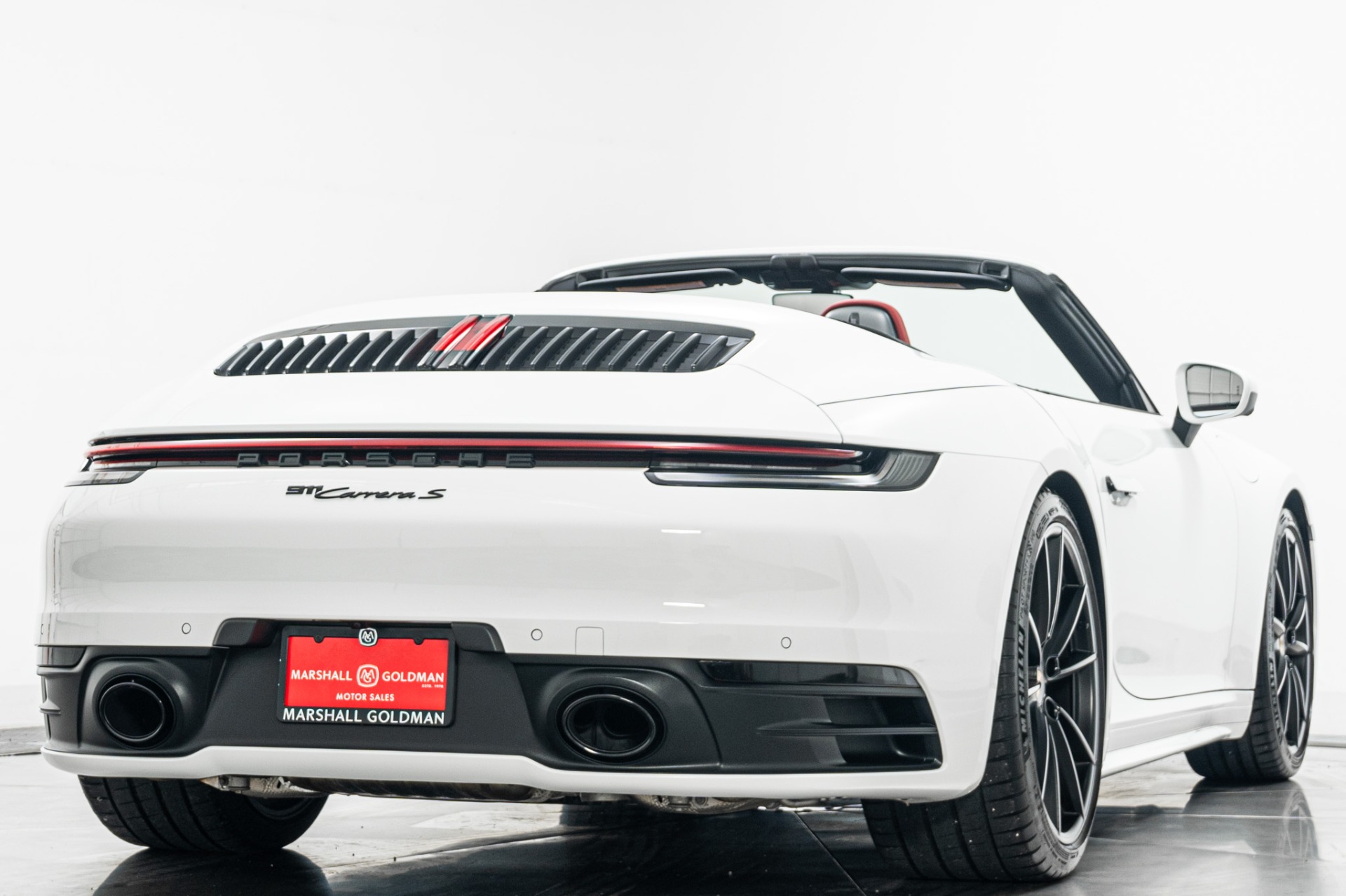 Porsche 911 Carrera S Cabriolet -Sport Package, Premium Package