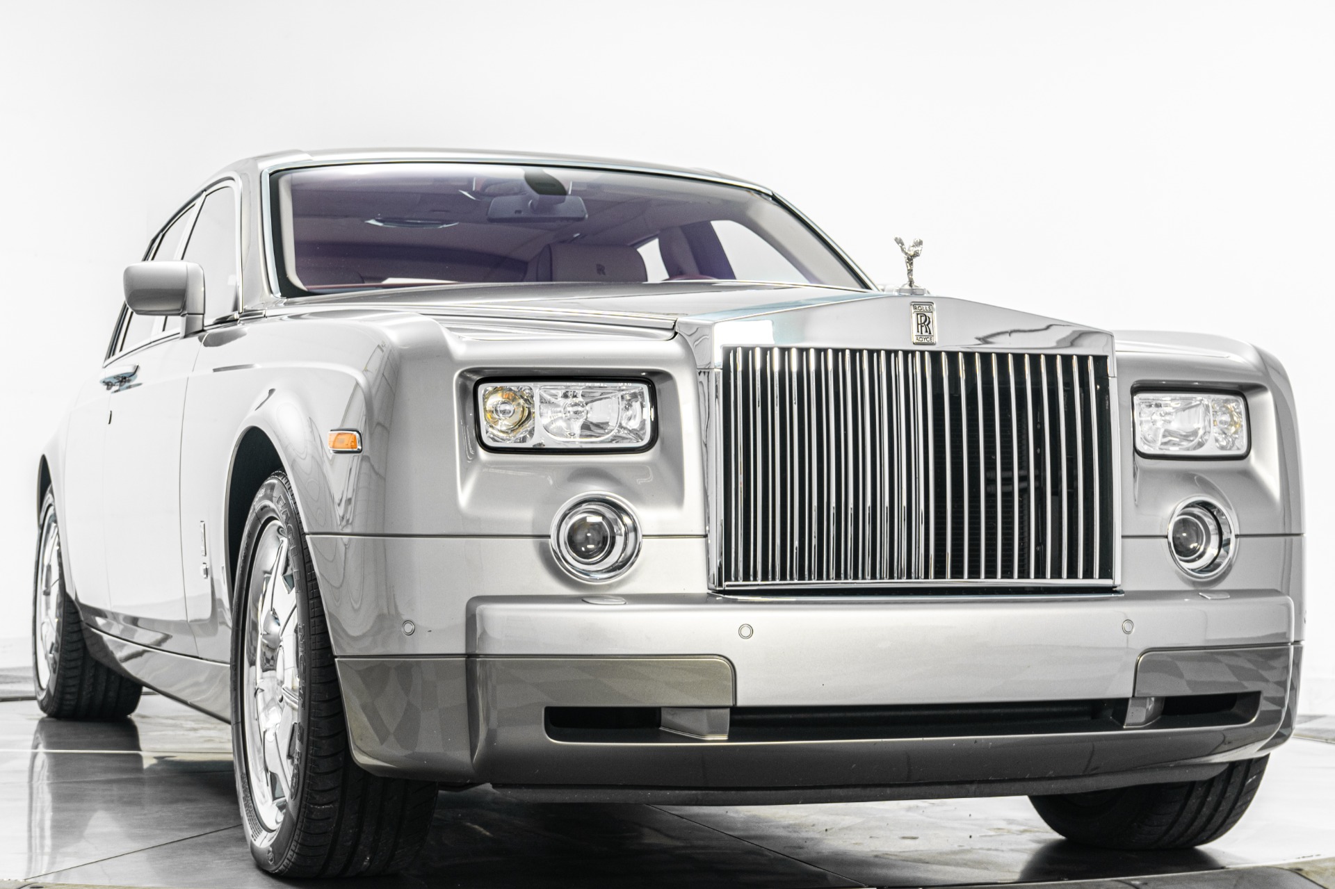 Rolls-Royce Phantom Two-Tone Exterior And Interior, Chromed Wheels