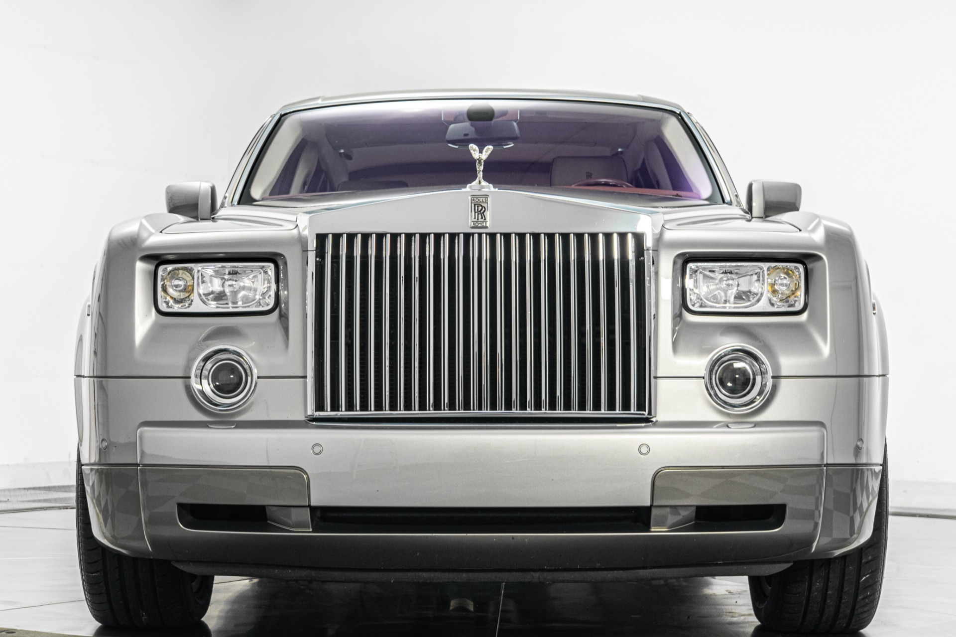 Rolls-Royce Phantom Two-Tone Exterior And Interior, Chromed Wheels