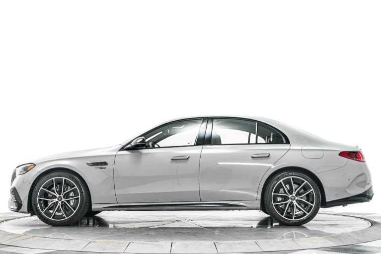 Mercedes-Benz E 53 AMG Hybrid -MBUX Superscreen, Very Low Miles