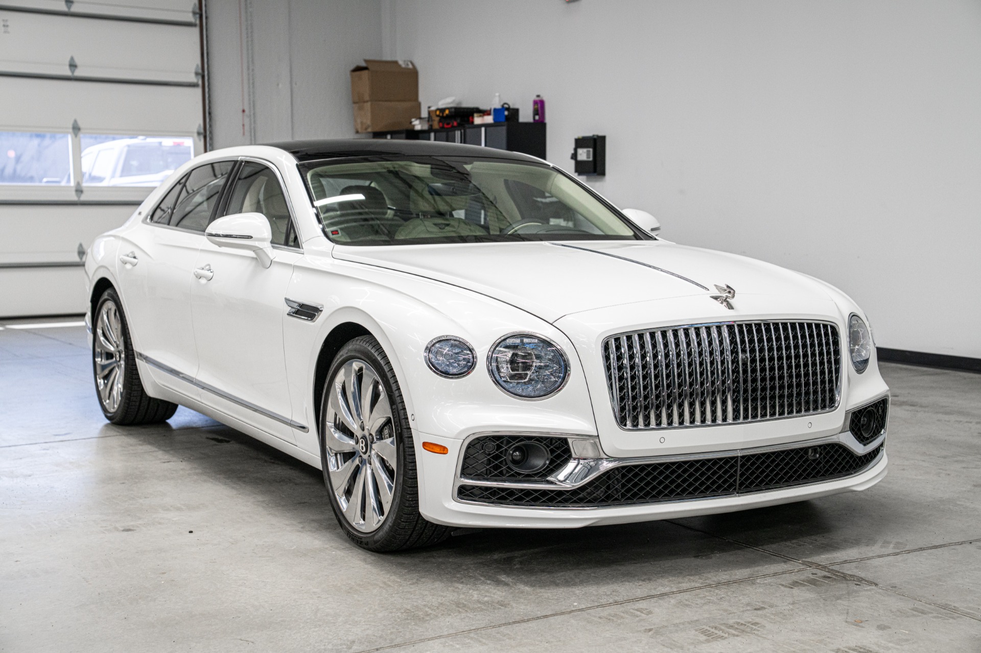 Bentley Flying Spur Edition 8 -Mulliner Paint, Touring Specification, 1,233 Miles