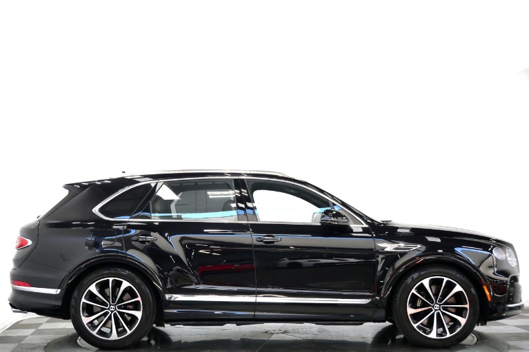 Bentley Bentayga V8 -Touring Specification, Front Seat Comfort Specification