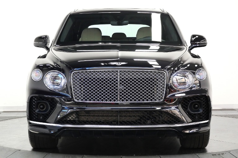 Bentley Bentayga V8 -Touring Specification, Front Seat Comfort Specification