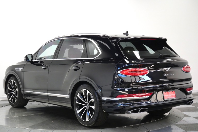 Bentley Bentayga V8 -Touring Specification, Front Seat Comfort Specification