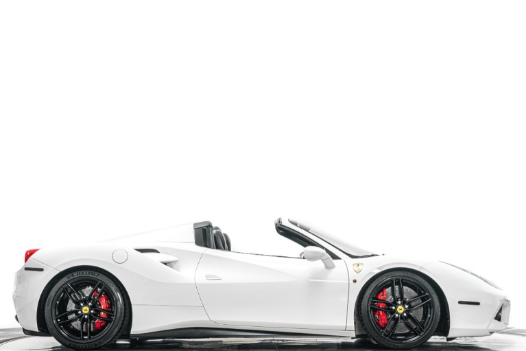 Ferrari 488 Spider -Carbon Fiber Driving Zone, Daytona Seats