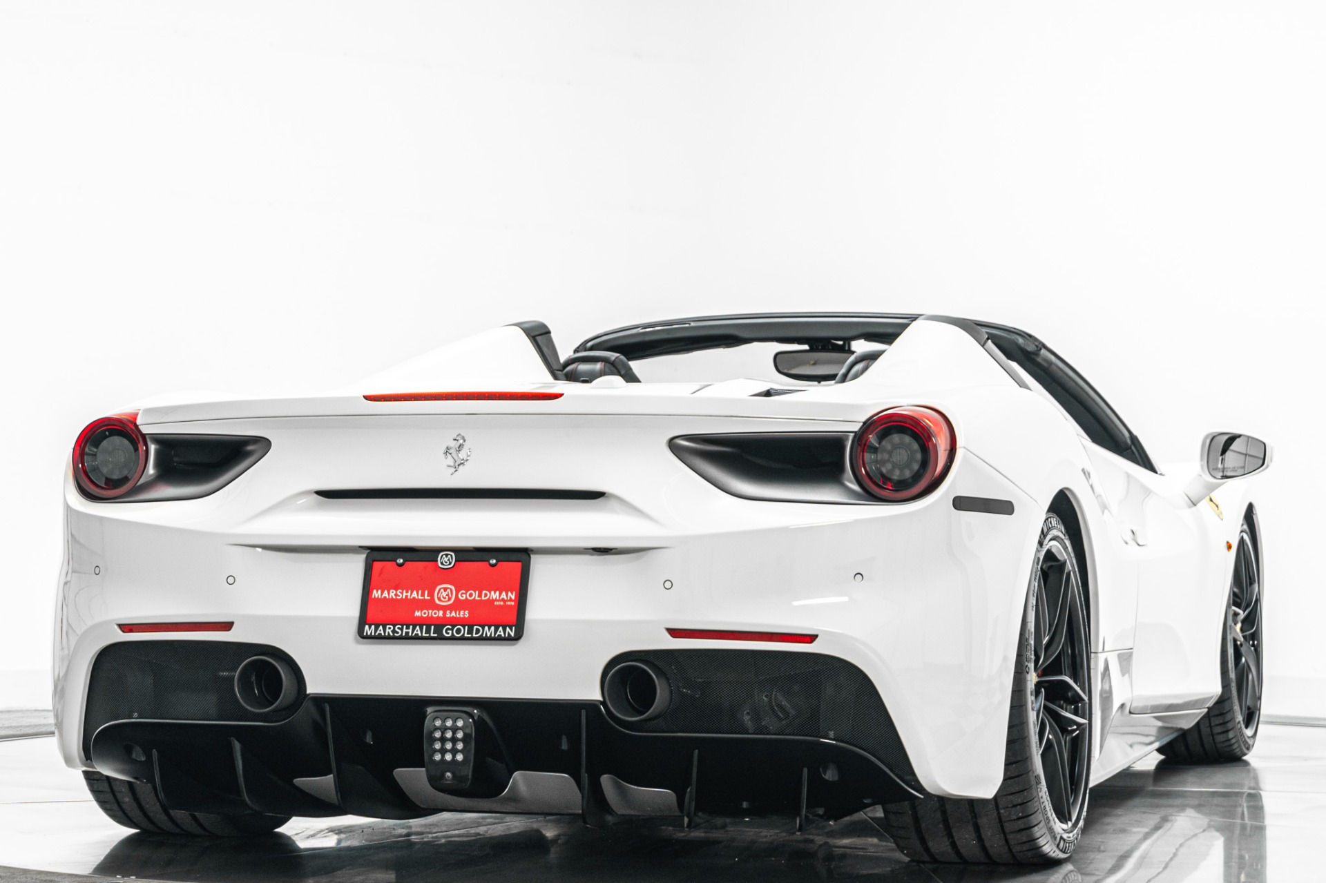 Ferrari 488 Spider -Carbon Fiber Driving Zone, Daytona Seats