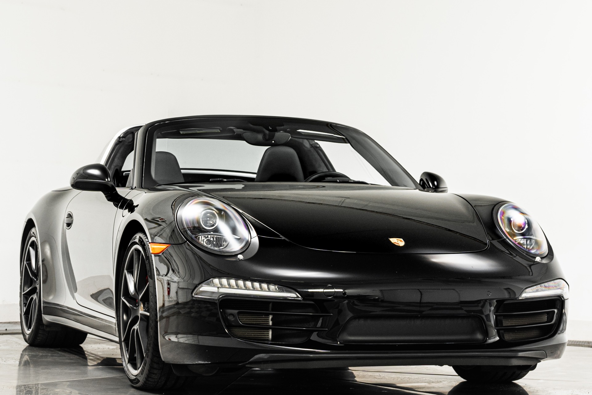 Porsche 911 Targa 4S -Premium Package, Heated And Ventilated Seats