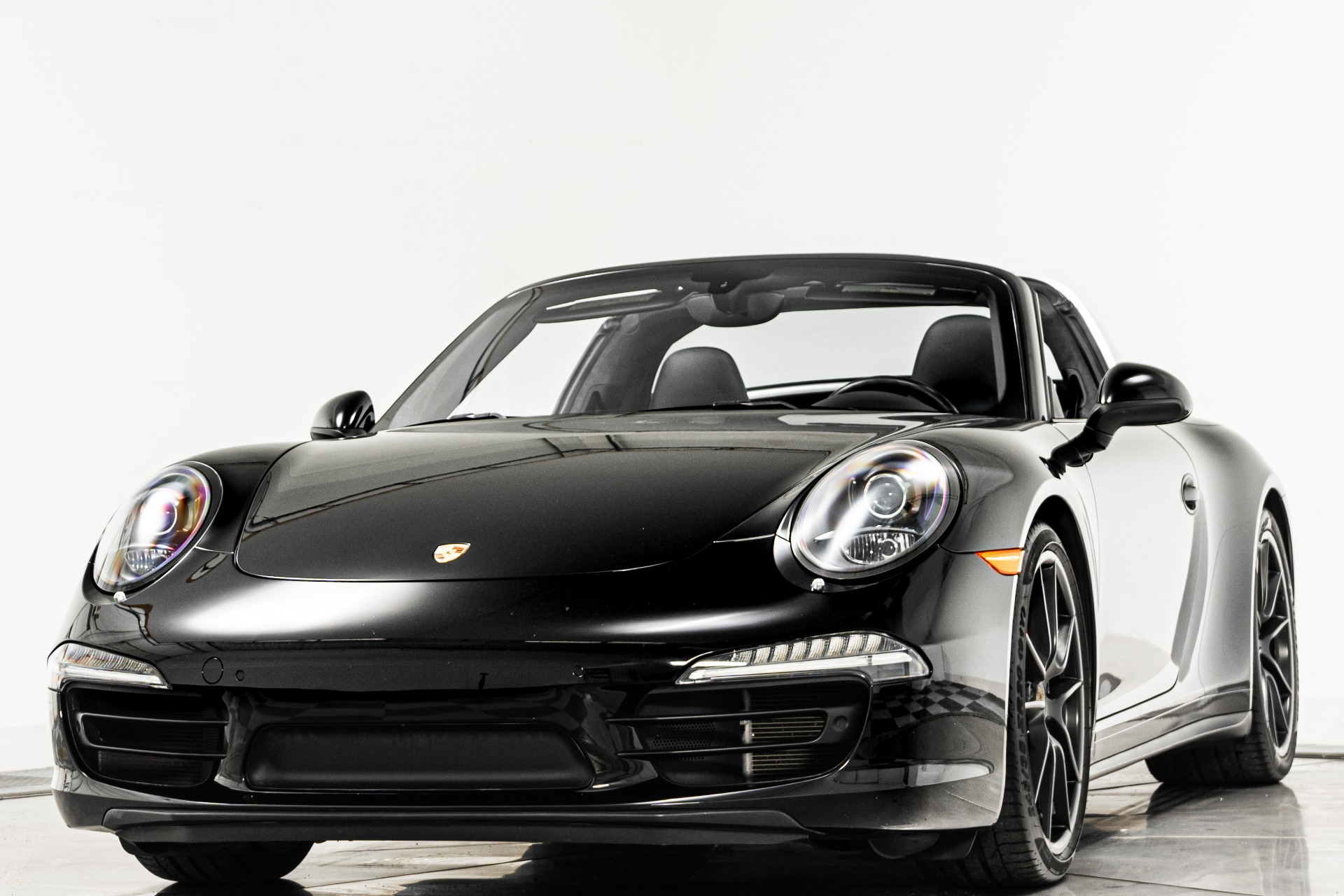 Porsche 911 Targa 4S -Premium Package, Heated And Ventilated Seats