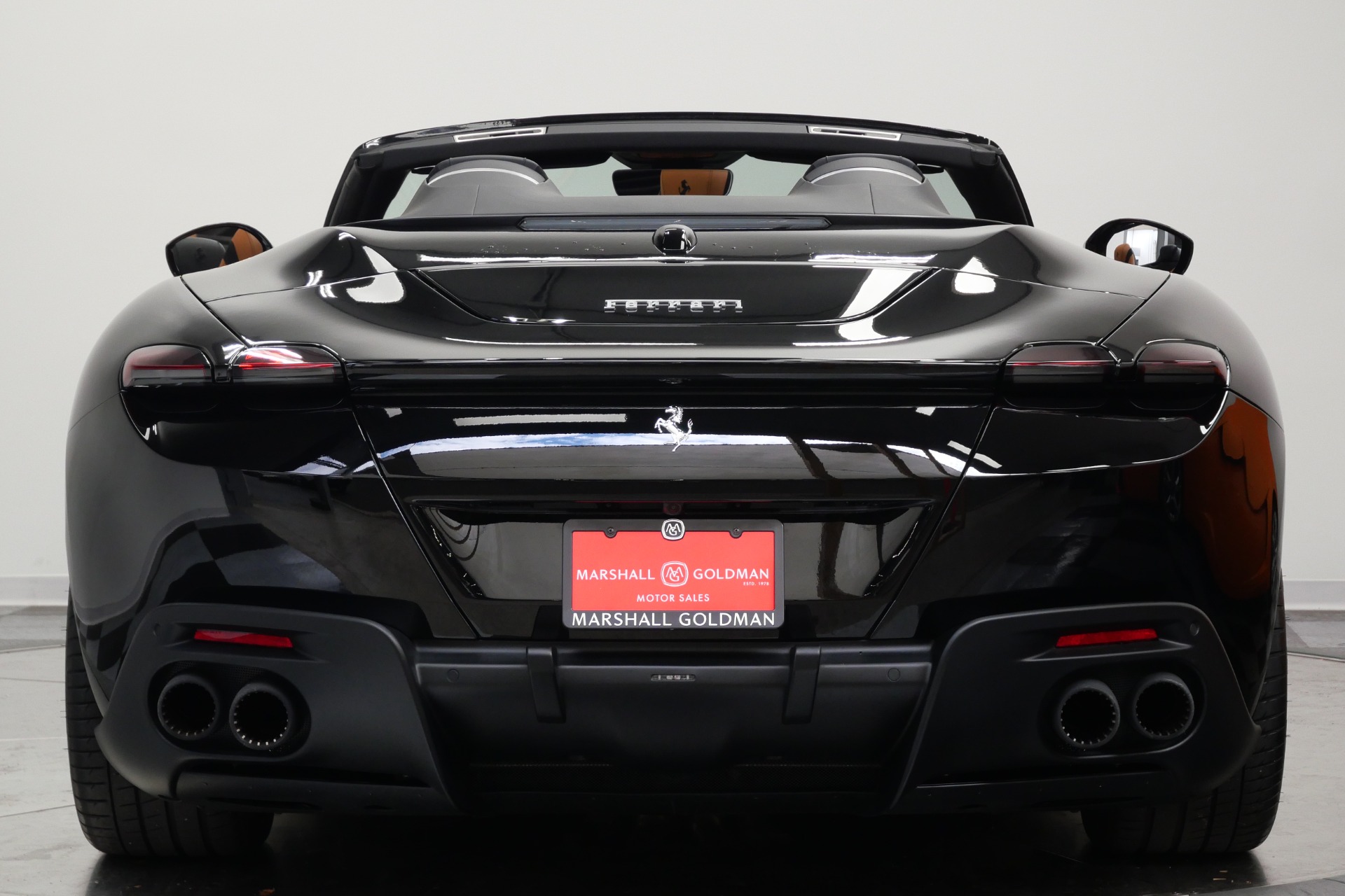 Ferrari Roma Spider -Carbon Fiber Interior Trim, Low Miles