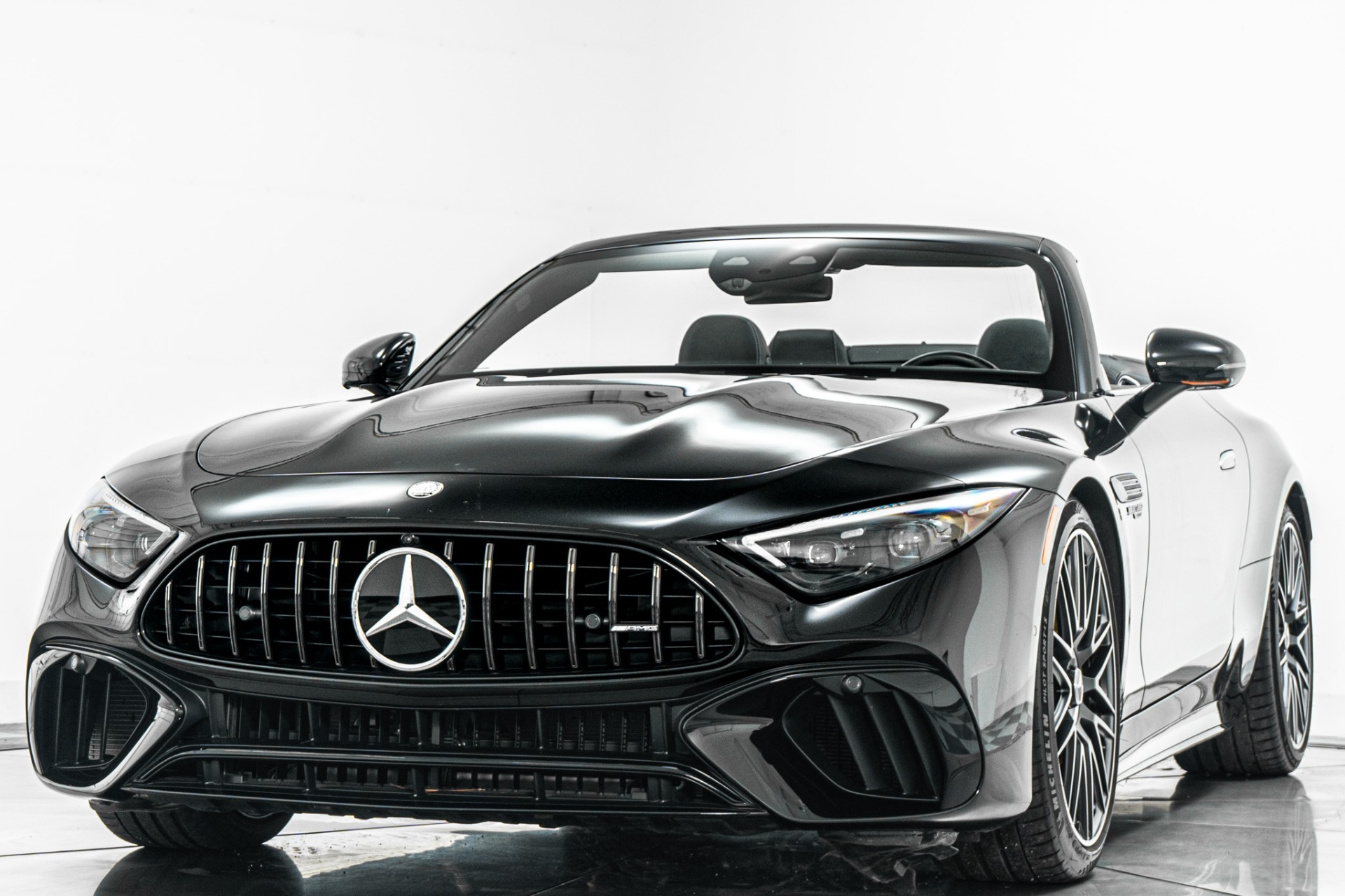 Mercedes-Benz SL63 AMG -Night Package, Driver Assistance Package