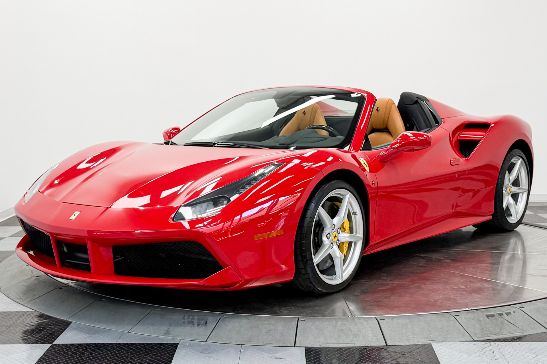 Ferrari 488 Spider -Carbon Fiber Steering Wheel W/LEDs, Daytona Seats