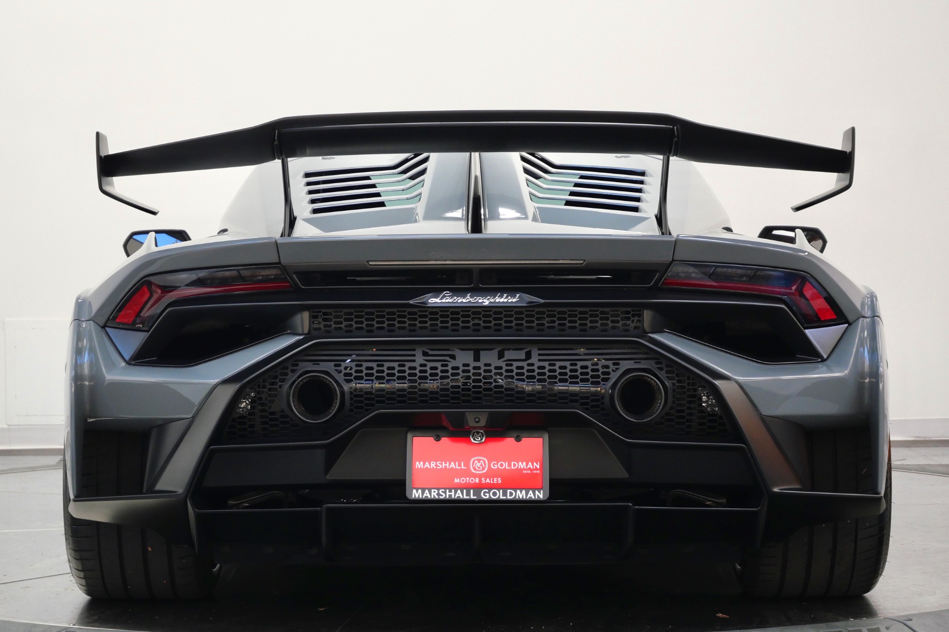 Lamborghini Huracan STO -VF Supercharger, HRE Carbon Fiber Wheels