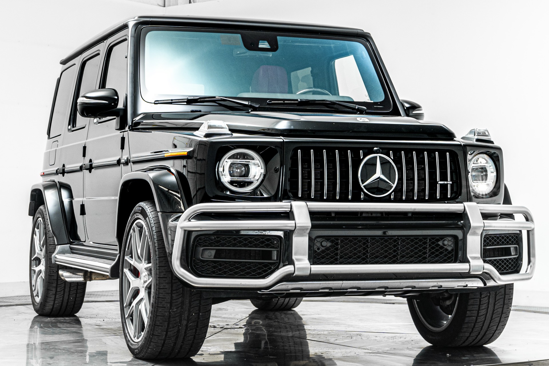 Mercedes-Benz G63 AMG -AMG Performance Package, Exclusive Interior Package Plus