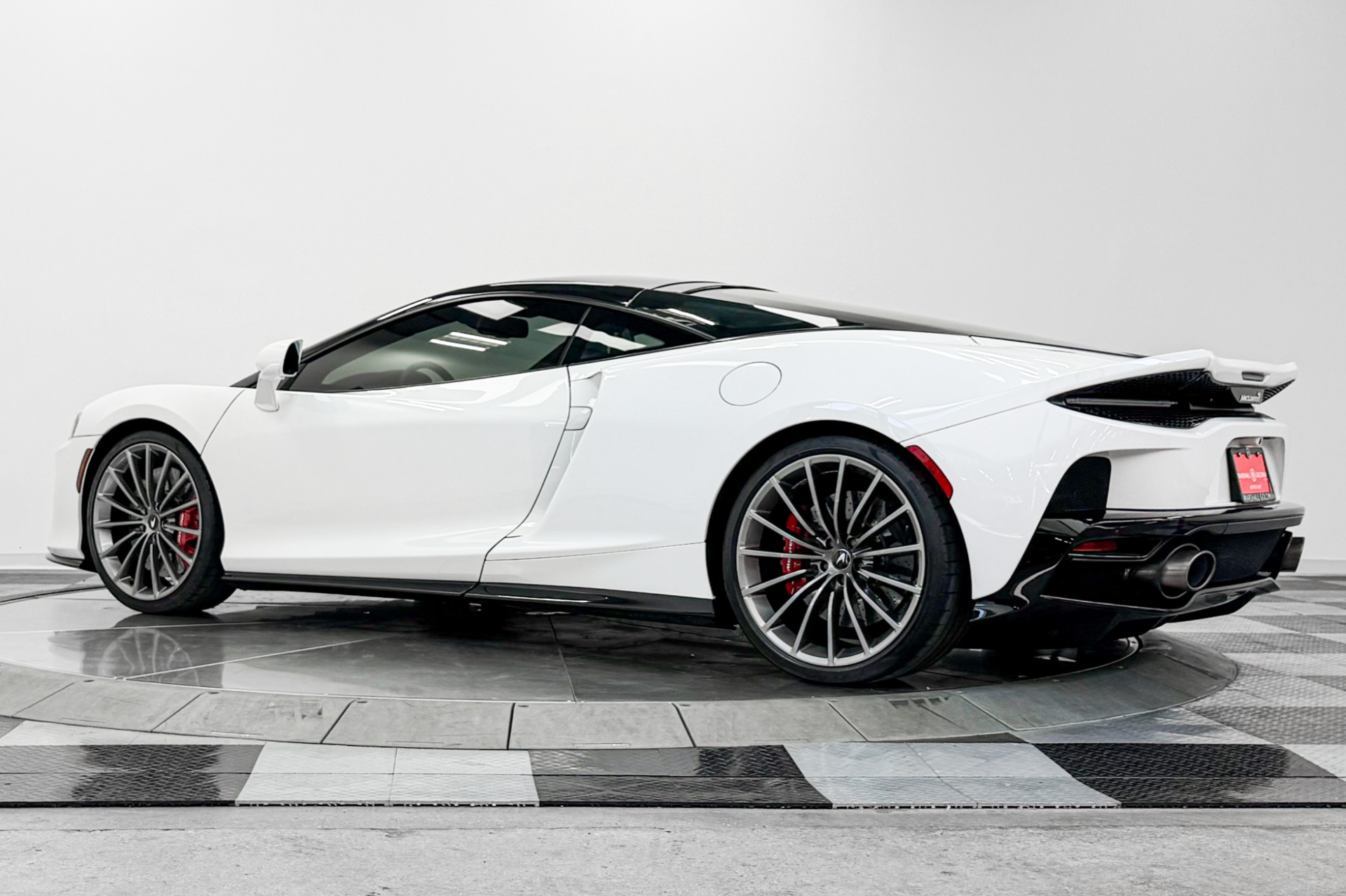 McLaren GT -Leather And Alcantara Interior, Bowers And Wilkins Audio