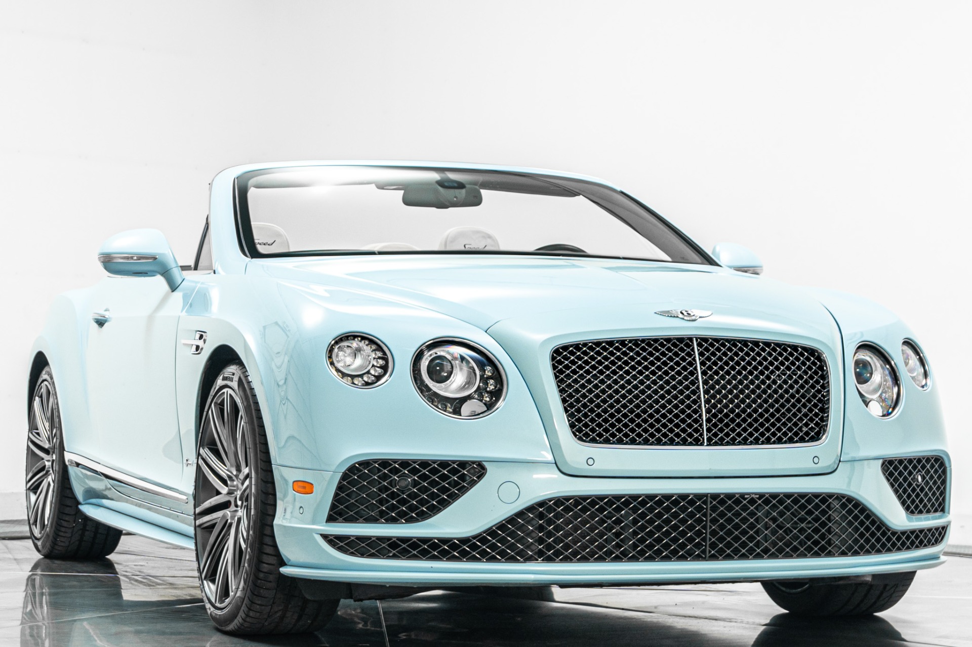 Bentley Continental GTC Speed -Low Miles, Beautiful Color, 626 Horsepower