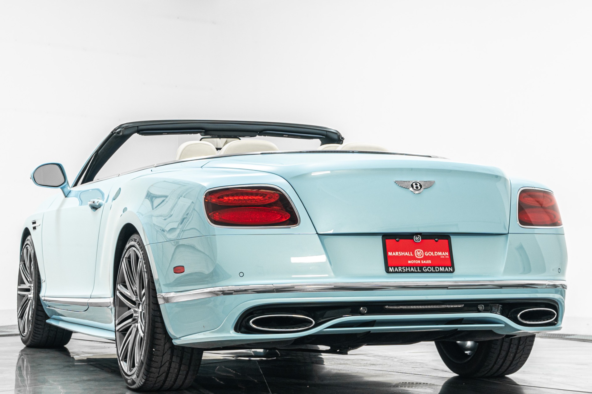 Bentley Continental GTC Speed -Low Miles, Beautiful Color, 626 Horsepower