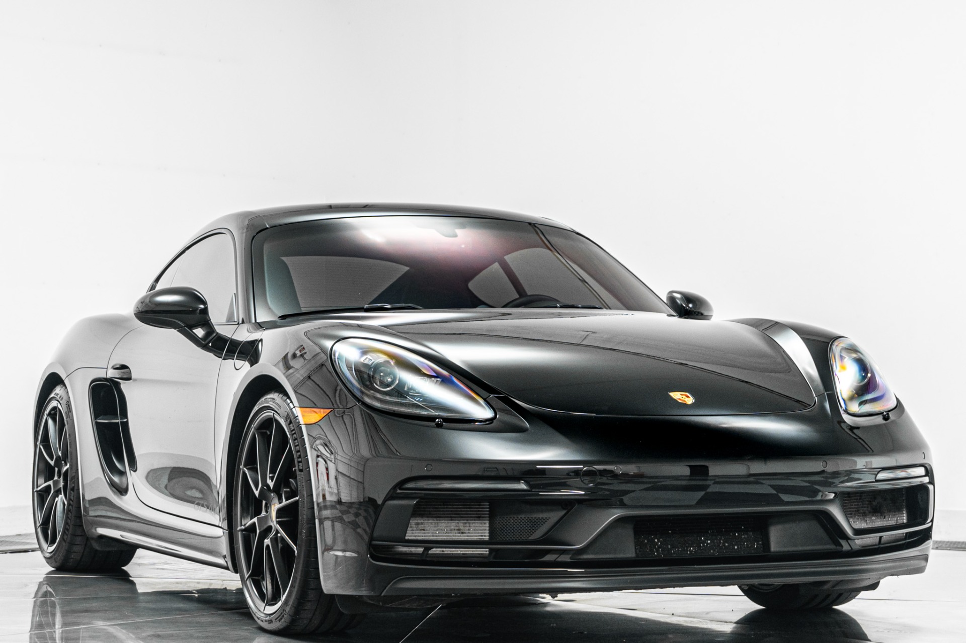 Porsche 718 Cayman GTS 4.0 -6 Speed Manual, Low Miles, Ventilated Seats