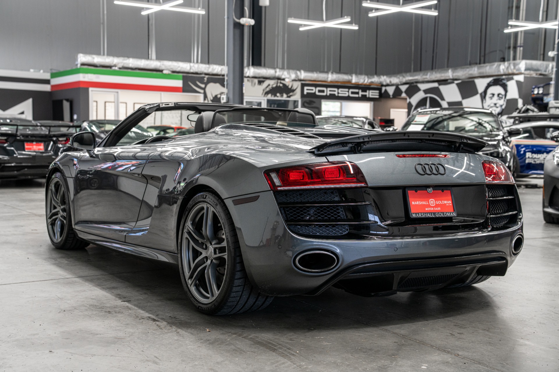 Audi R8 V10 Quattro Spyder -6 Speed Manual, Low Miles