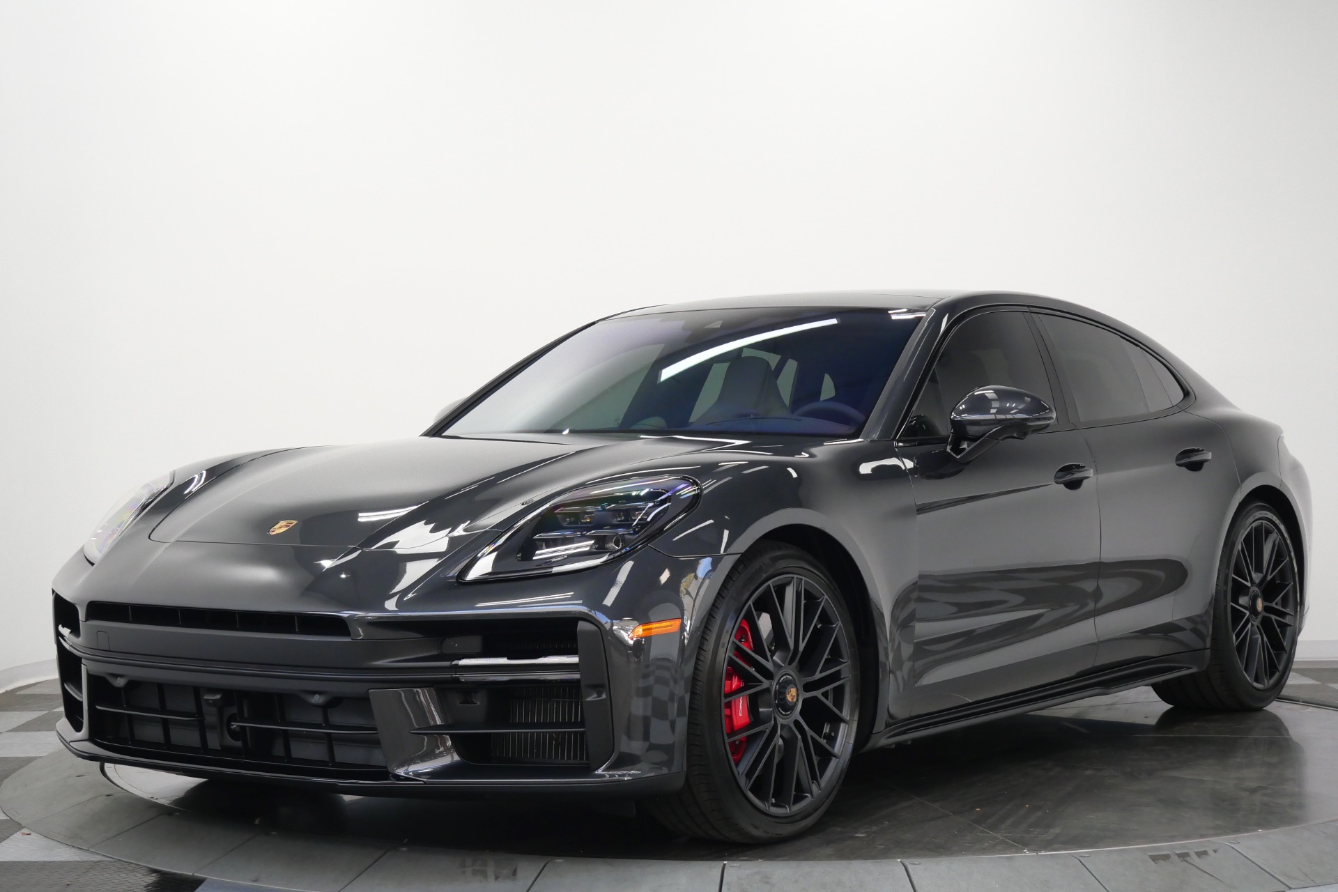 Porsche Panamera GTS -Premium Package, Assistance Package