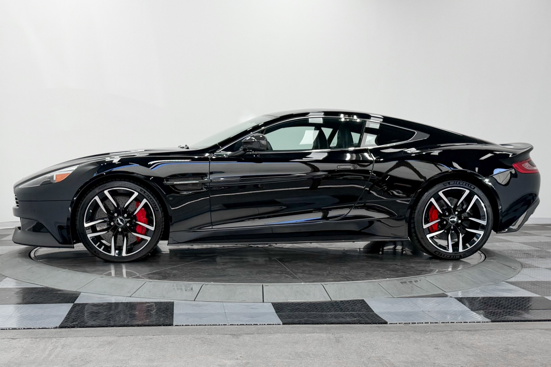 Aston Martin Vanquish -V12 Power, Low Miles, Hourglass Quilting