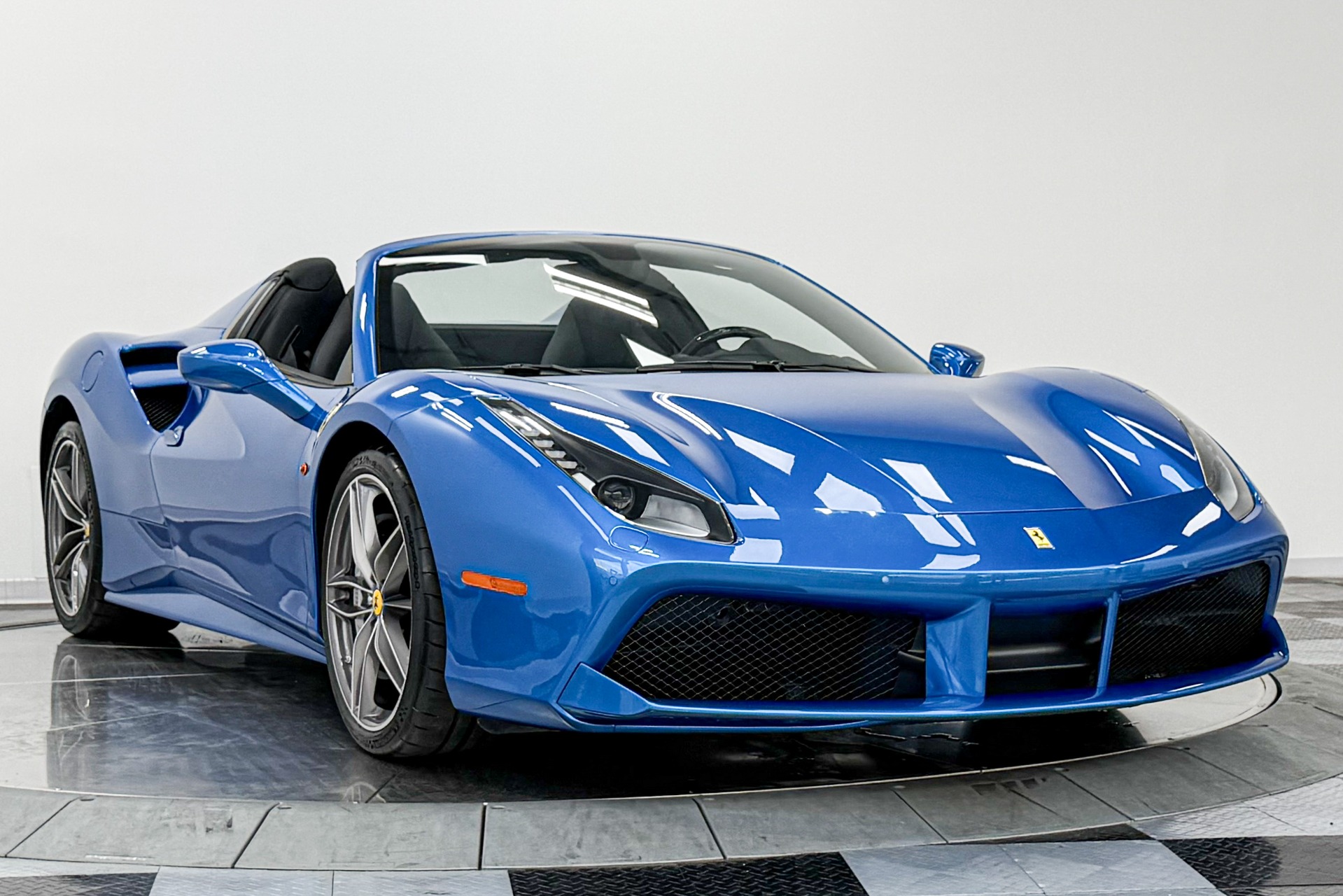 Ferrari 488 Spider -Very Low Miles, Special Paint Color, Daytona Seats