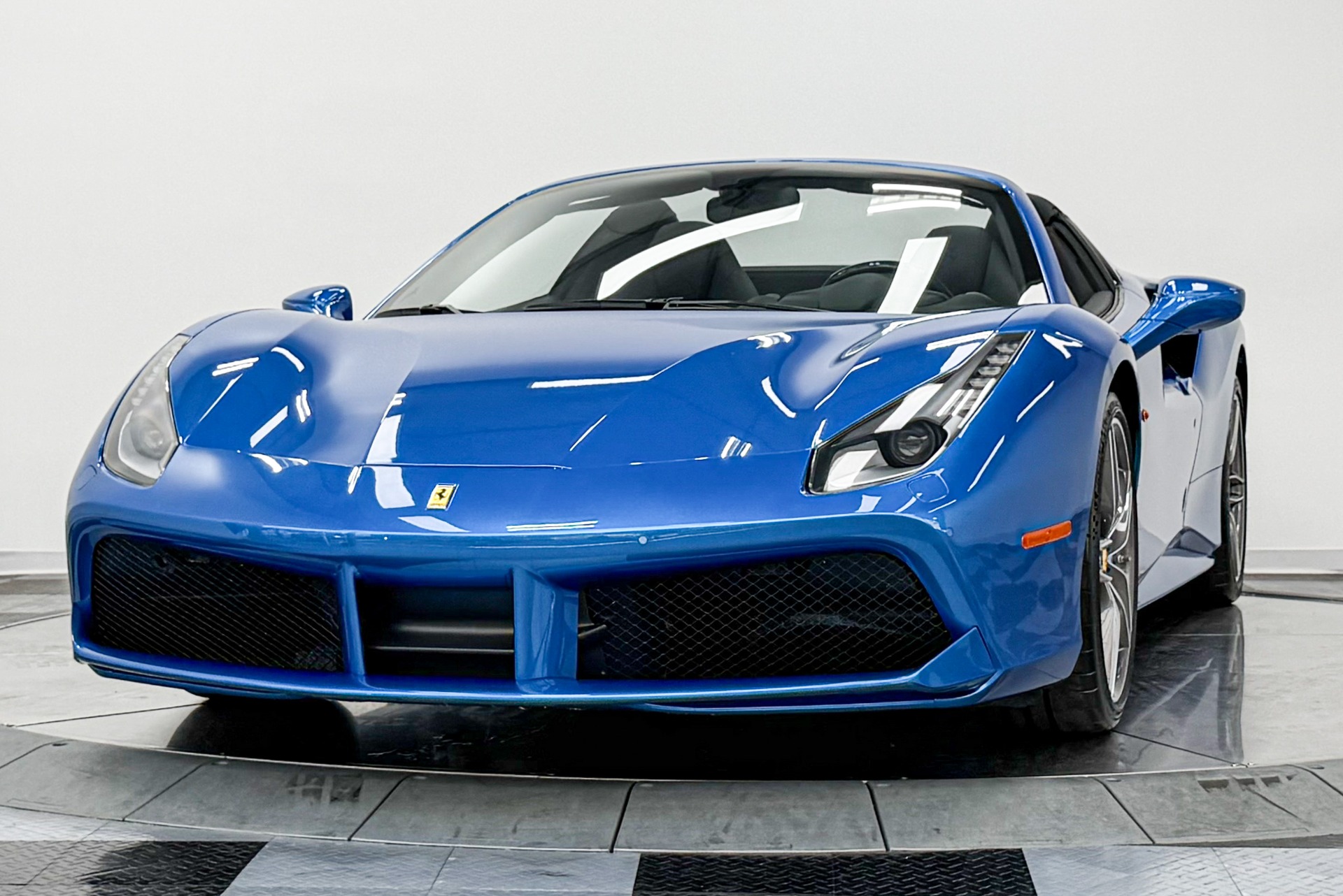 Ferrari 488 Spider -Very Low Miles, Special Paint Color, Daytona Seats