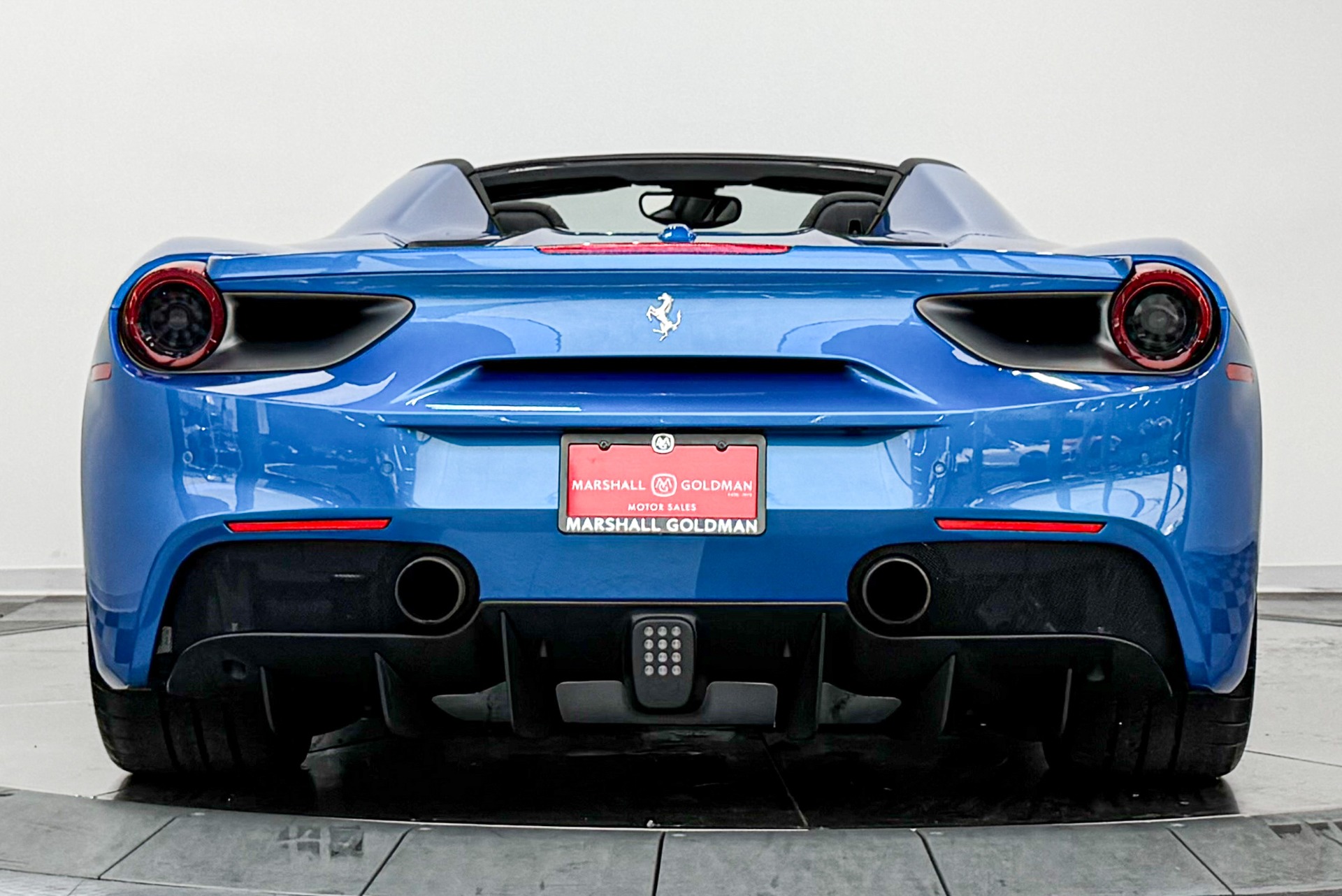 Ferrari 488 Spider -Very Low Miles, Special Paint Color, Daytona Seats