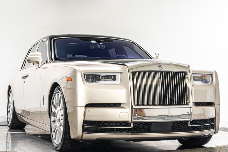 Rolls-Royce Phantom -The Phantom Package, Two-Tone Paint, Bespoke Audio