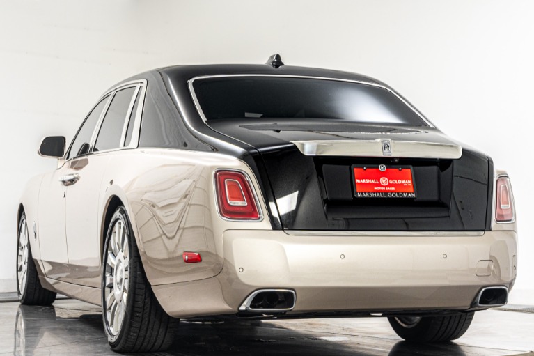 Rolls-Royce Phantom -The Phantom Package, Two-Tone Paint, Bespoke Audio