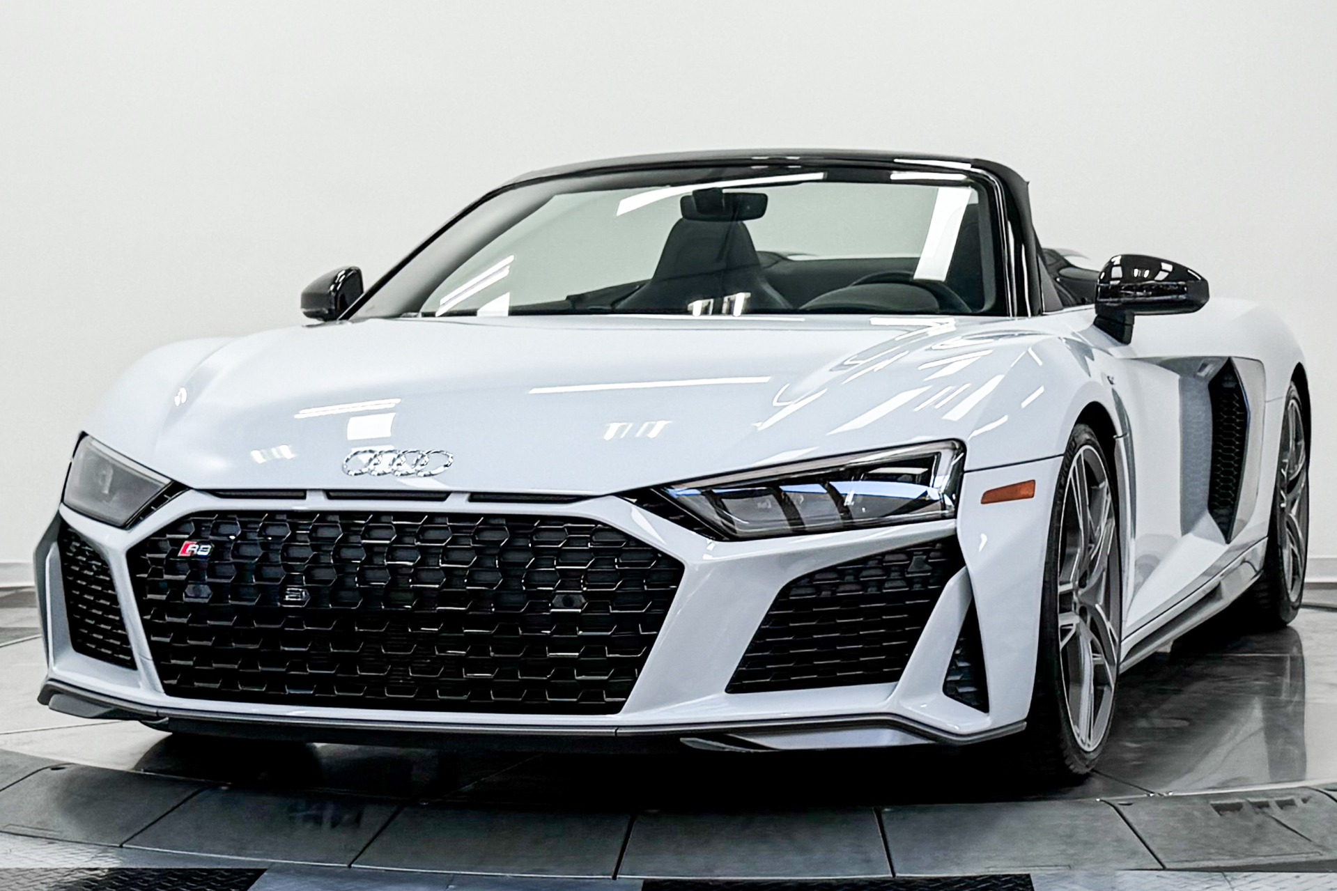 Audi R8 V10 Performance Spyder -Low Miles, Fresh Service, Leather Interior Package
