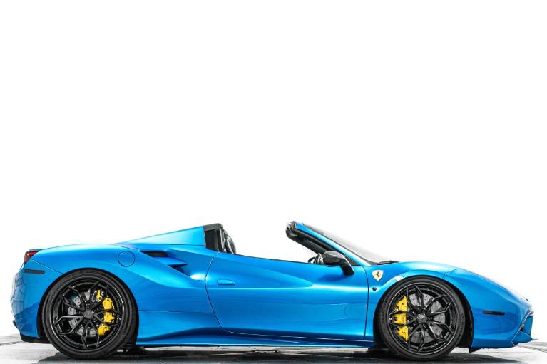 Ferrari 488 Spider -Suspension Lifter, LED Steering Wheel