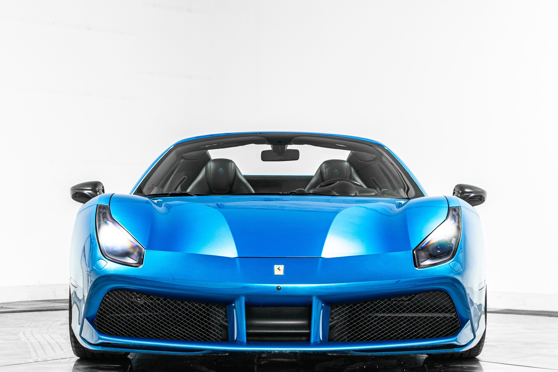 Ferrari 488 Spider -Suspension Lifter, LED Steering Wheel