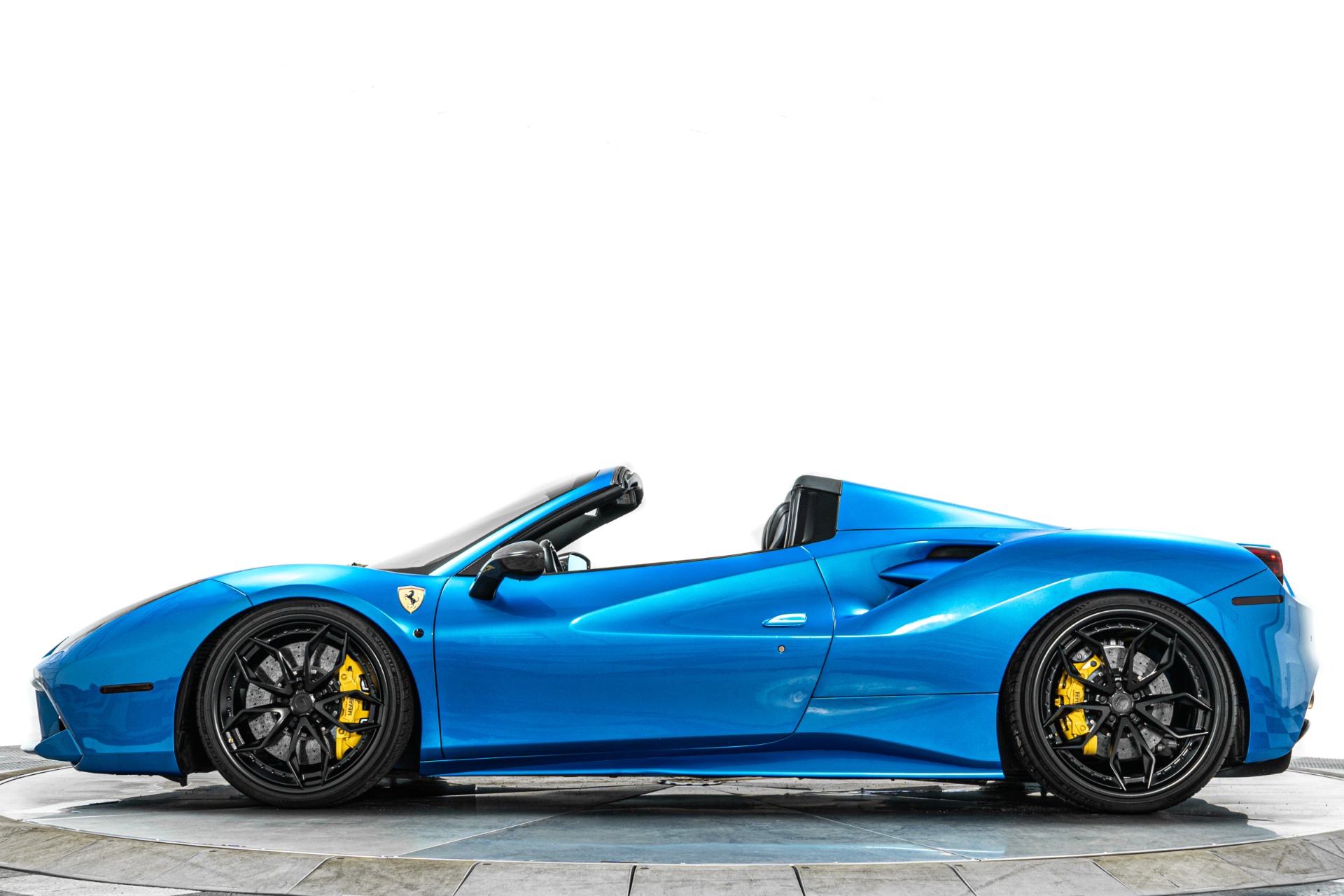 Ferrari 488 Spider -Suspension Lifter, LED Steering Wheel