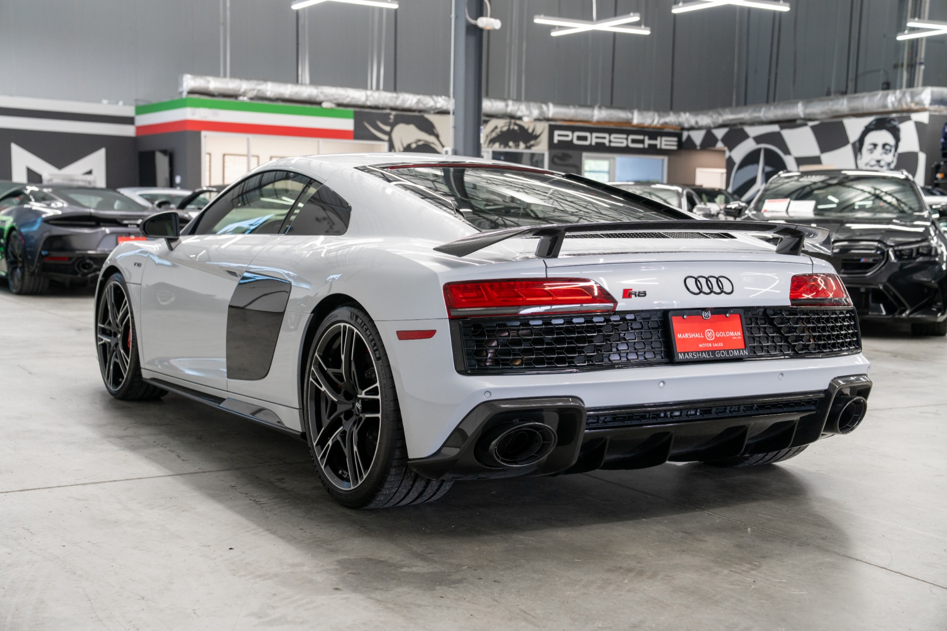 Audi R8 5.2 Quattro V10 Performance -Diamond Stitching, Exterior Carbon Packages