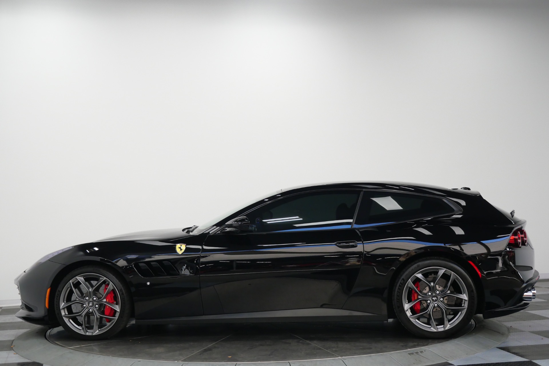 Ferrari GTC4Lusso T -Leather And Alcantara Interior, Heated And Ventilated Seats