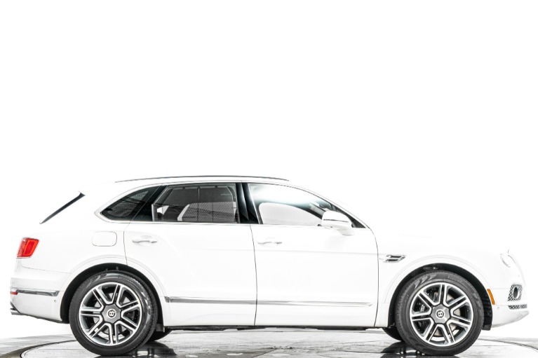 Bentley Bentayga Activity Edition -Mulliner Driving Specification, W12 Power