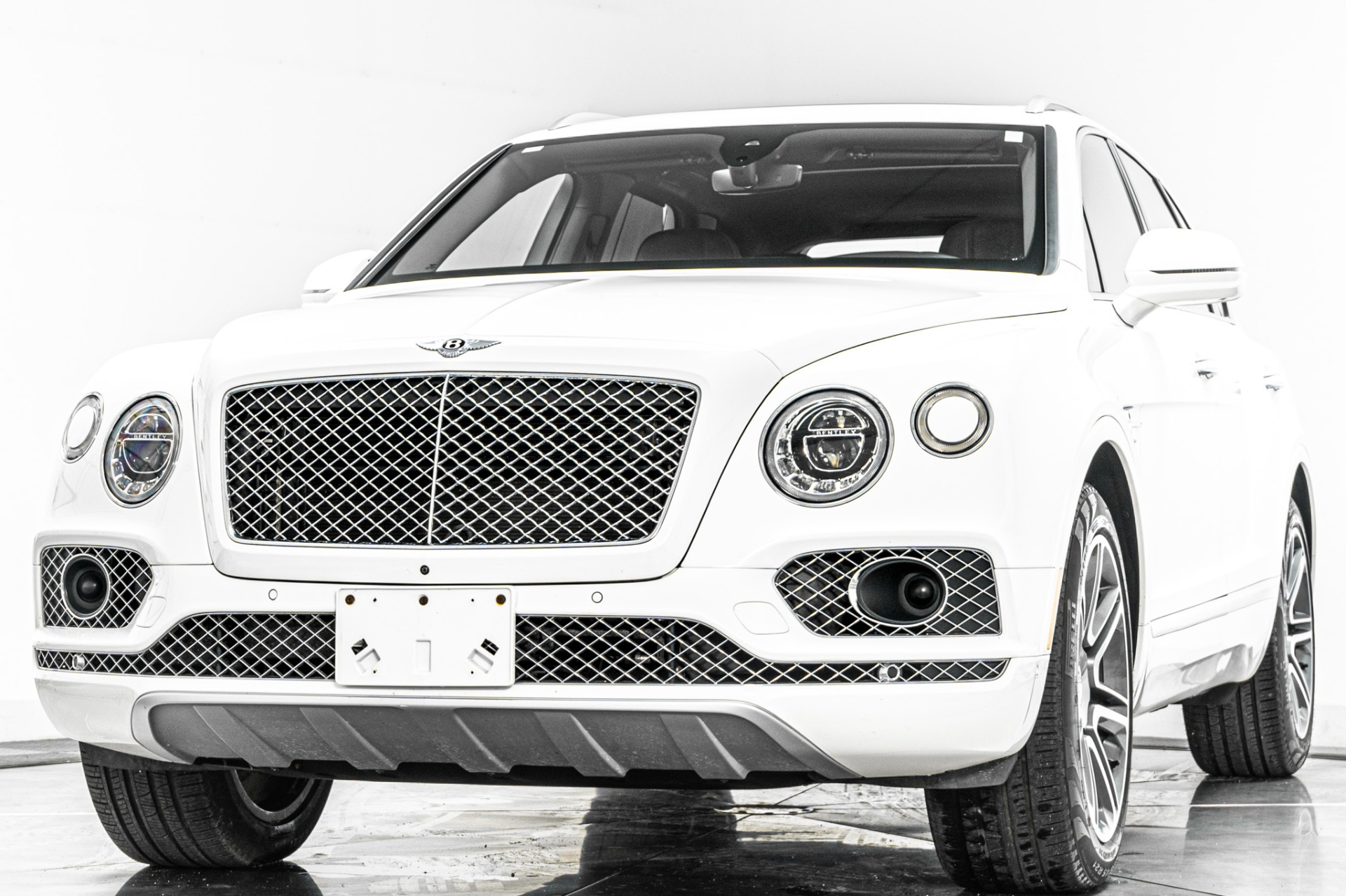Bentley Bentayga Activity Edition -Mulliner Driving Specification, W12 Power