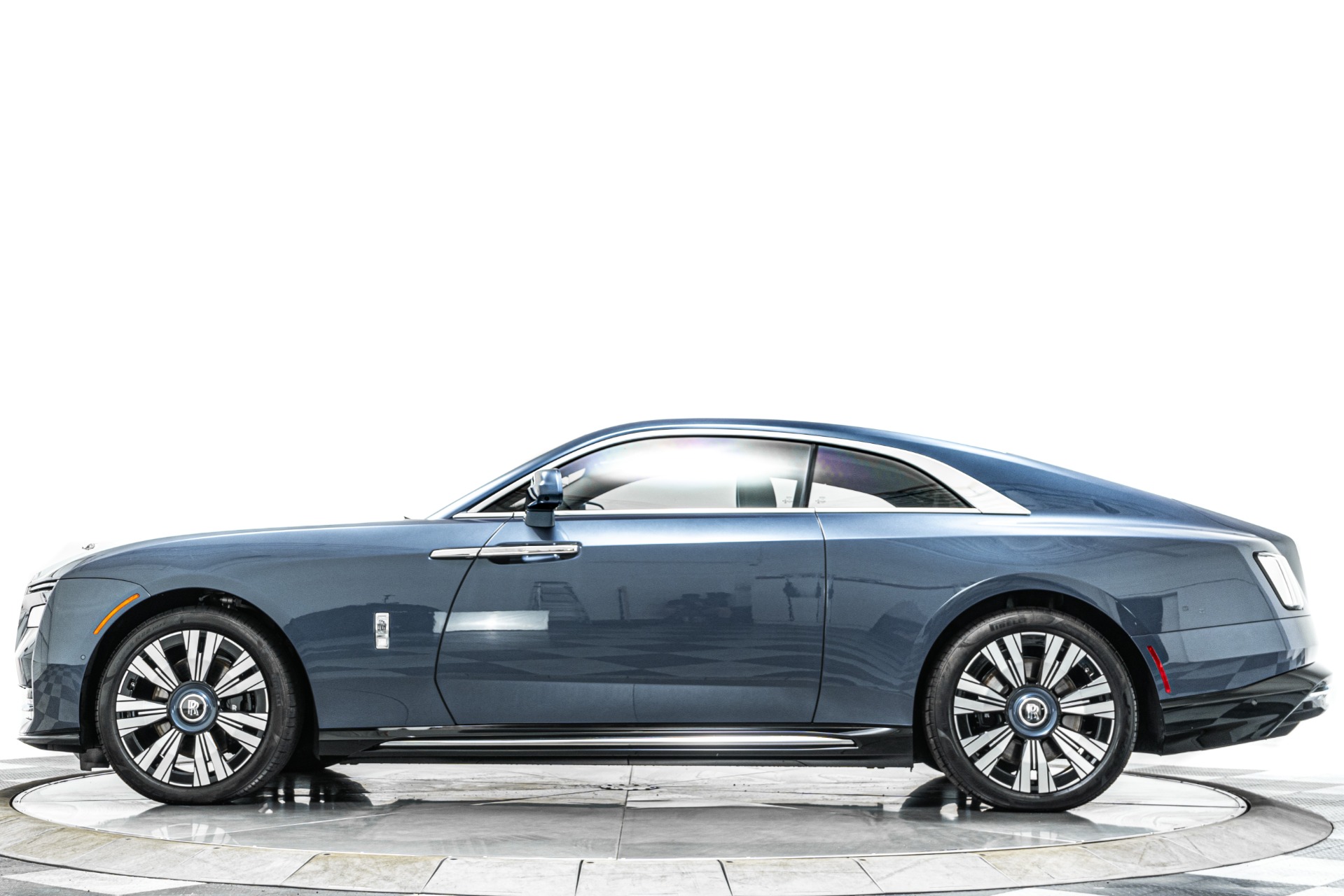 Rolls-Royce Spectre -Launch Package, Extremely Low Miles, Canadel Paneling