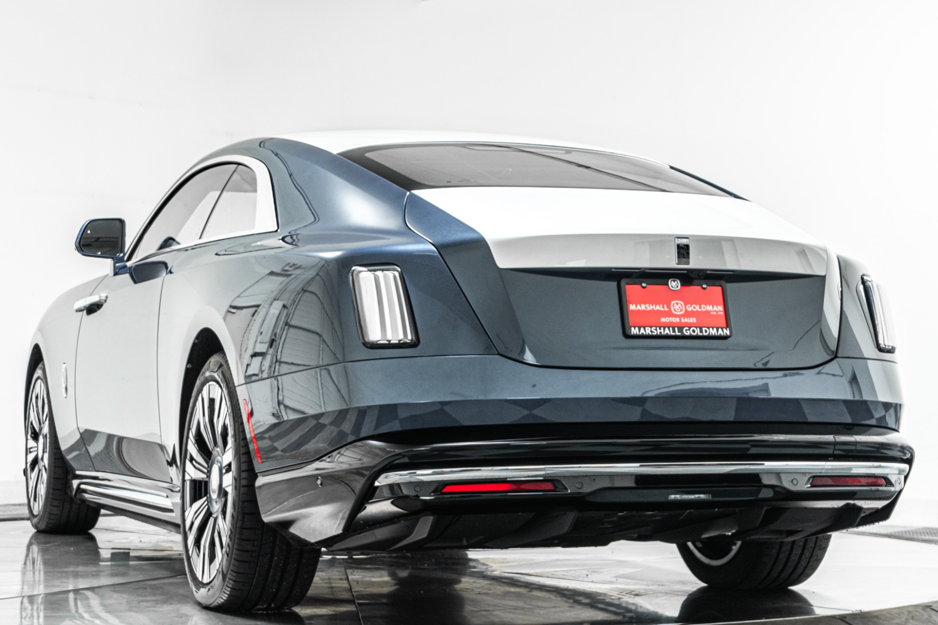 Rolls-Royce Spectre -Launch Package, Extremely Low Miles, Canadel Paneling