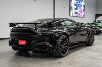 Aston Martin Vantage F1 Edition -Extended Carbon Fiber Trim, Carbon Fiber Buckets