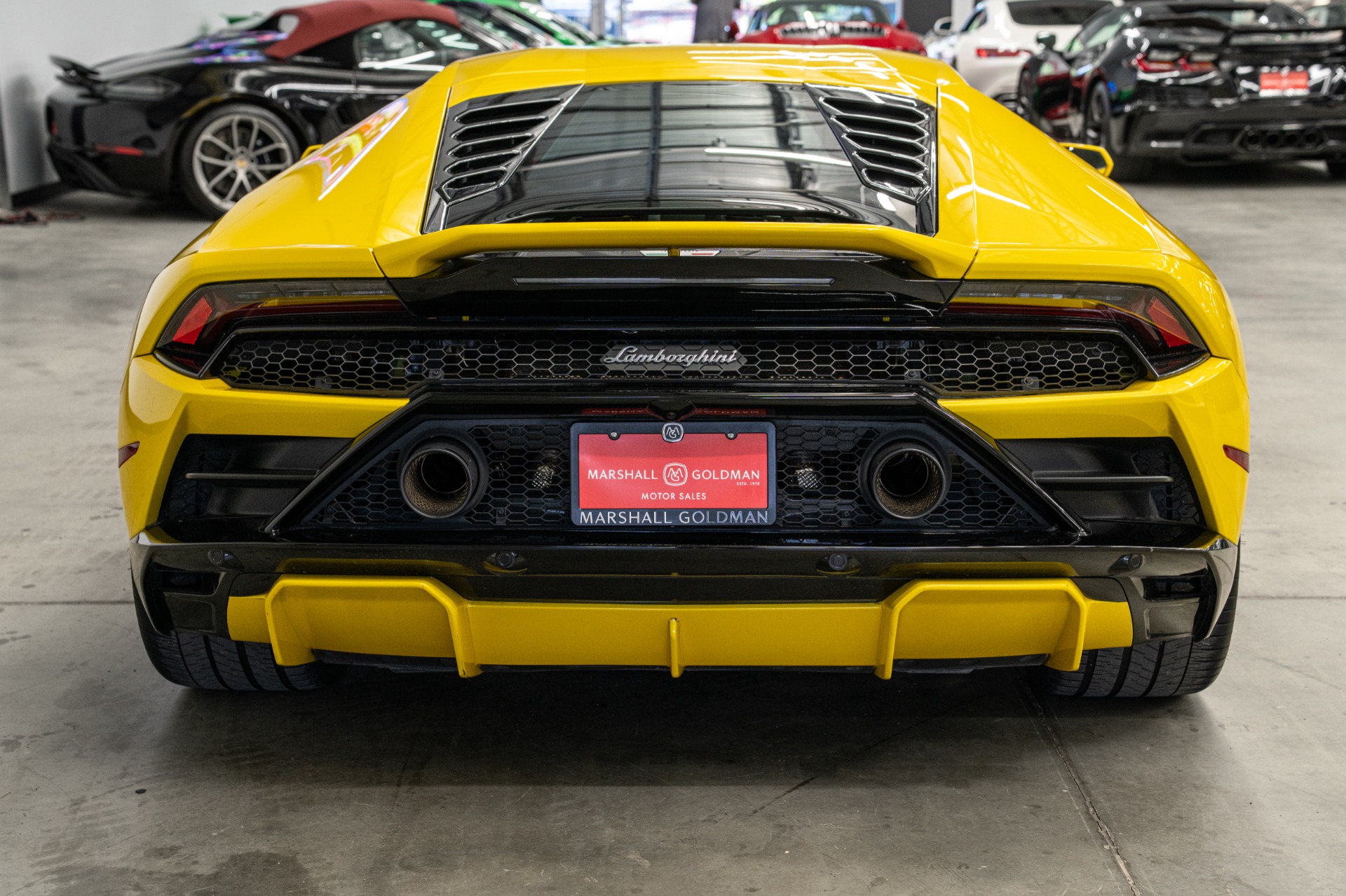 Lamborghini Huracan EVO RWD -EVOTRIM Bicolor Interior, Forged Carbon Interior Package