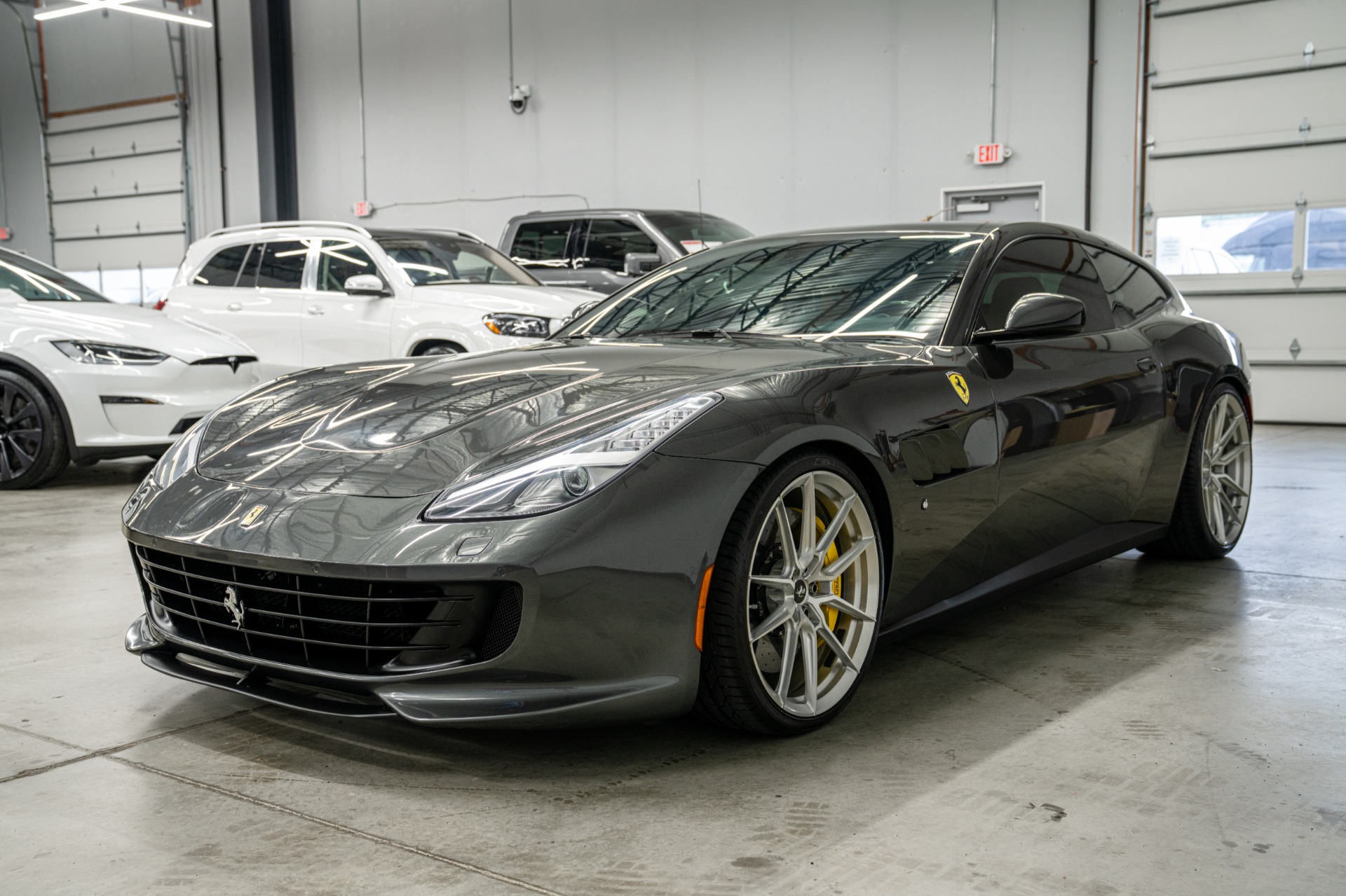 Ferrari GTC4Lusso V12 -Ferrari Historical Color, Novitec Wheels