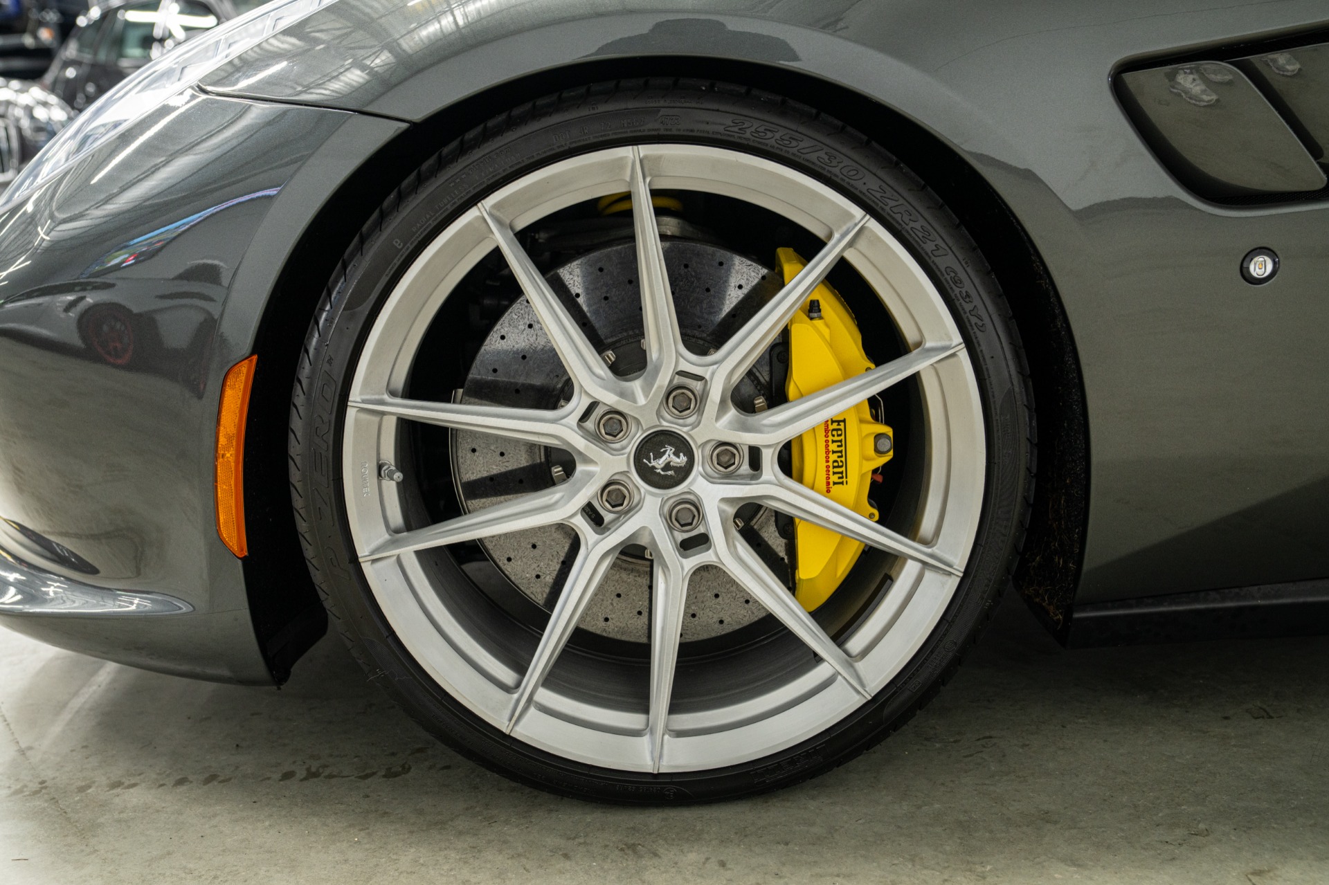 Ferrari GTC4Lusso V12 -Ferrari Historical Color, Novitec Wheels