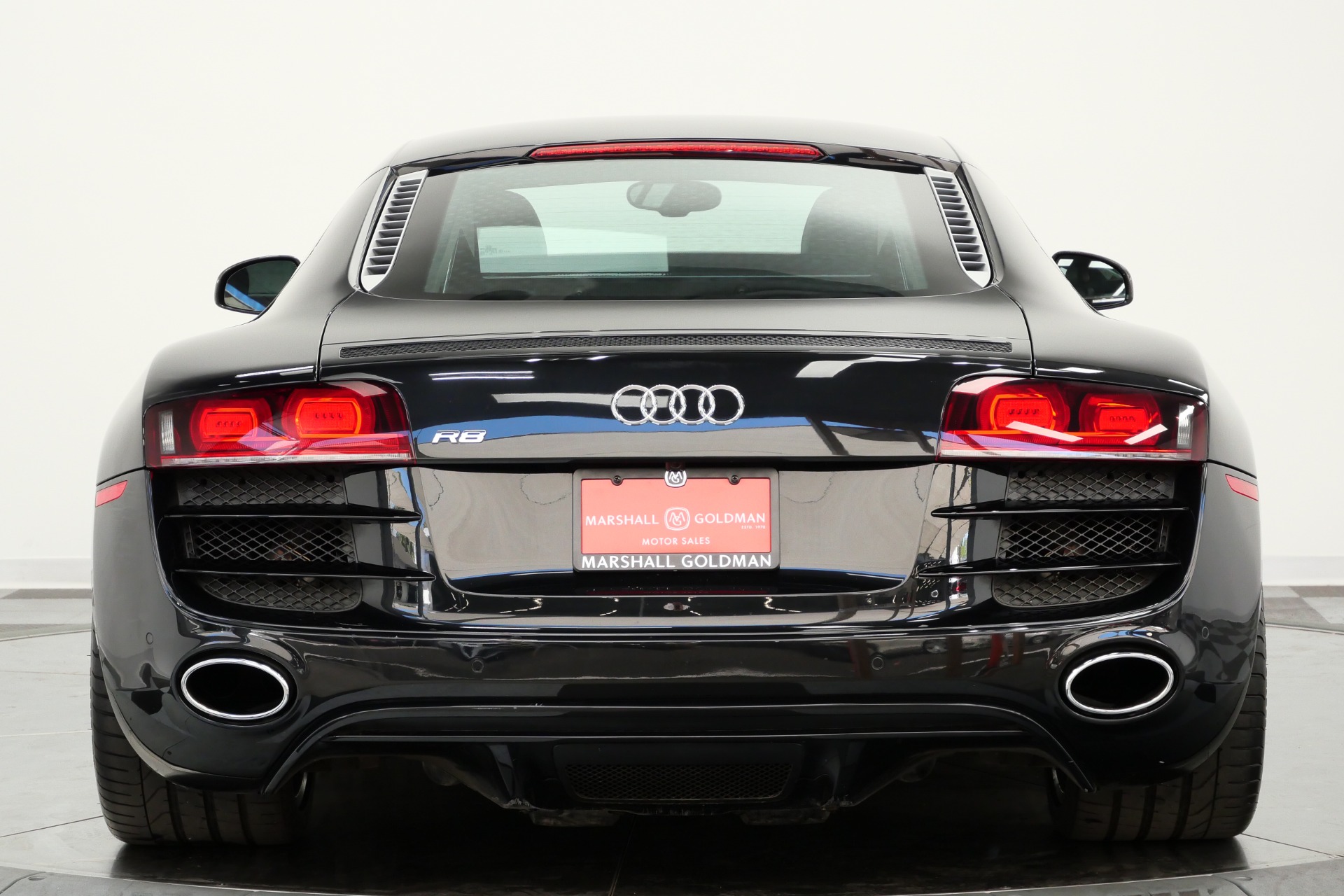 Audi R8 5.2 -Enhanced Leather Package, Carbon Sigma Trim In/Out