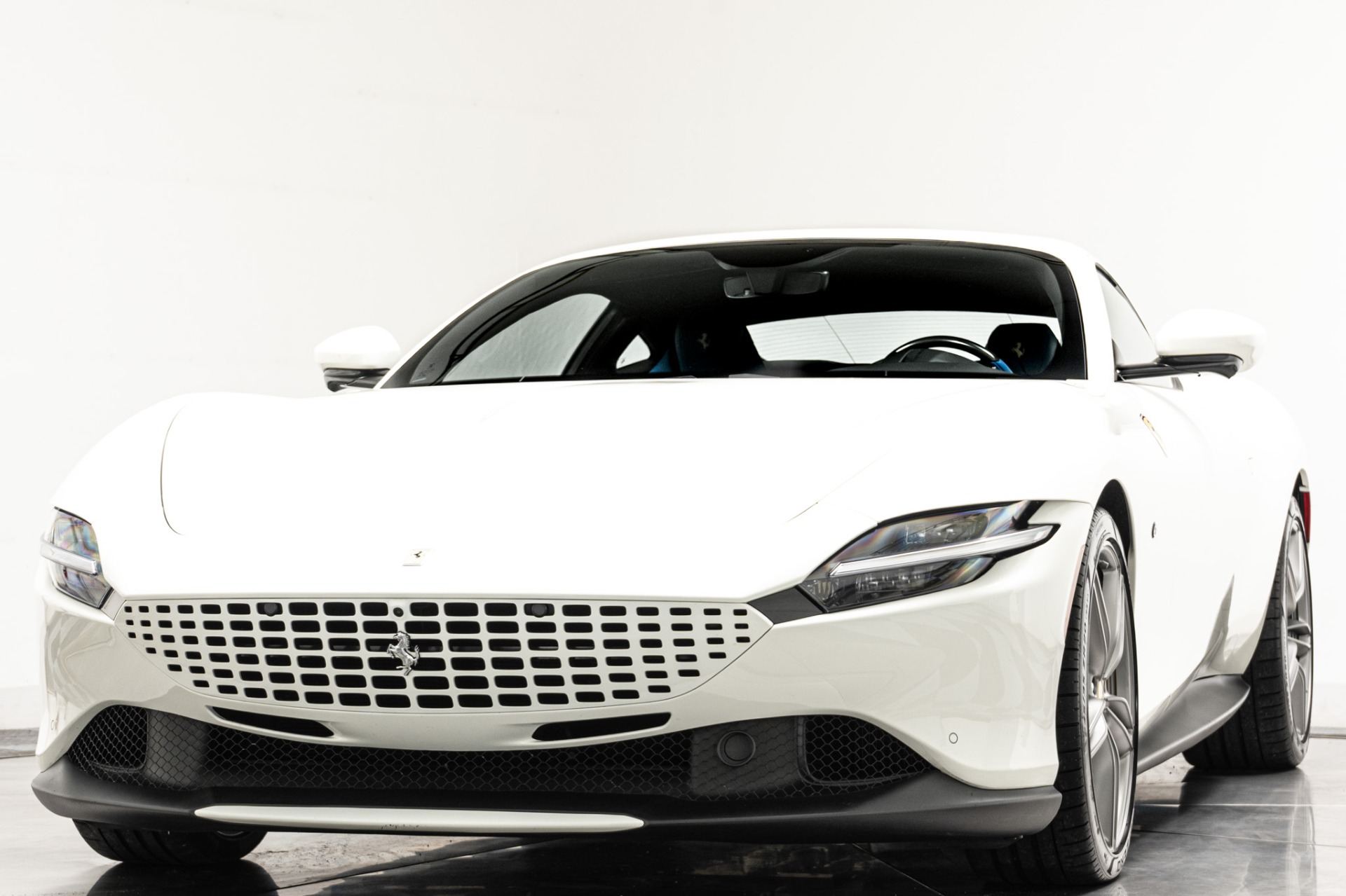 Ferrari Roma -Two-Tone Interior, Carbon Fiber Interior Trim, JBL HiFi