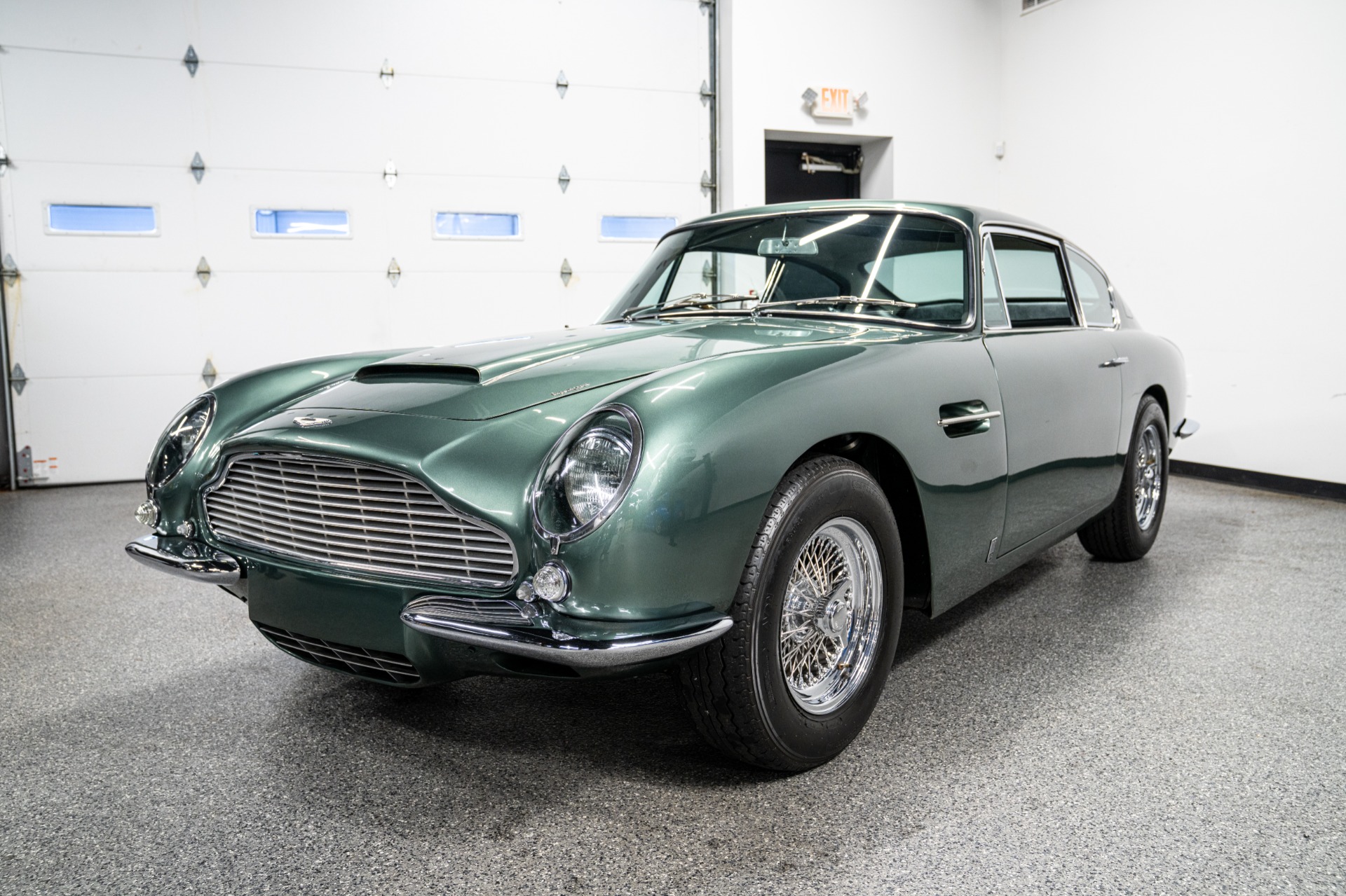 Aston Martin DB6 -Right Hand Drive, Beautiful Condition