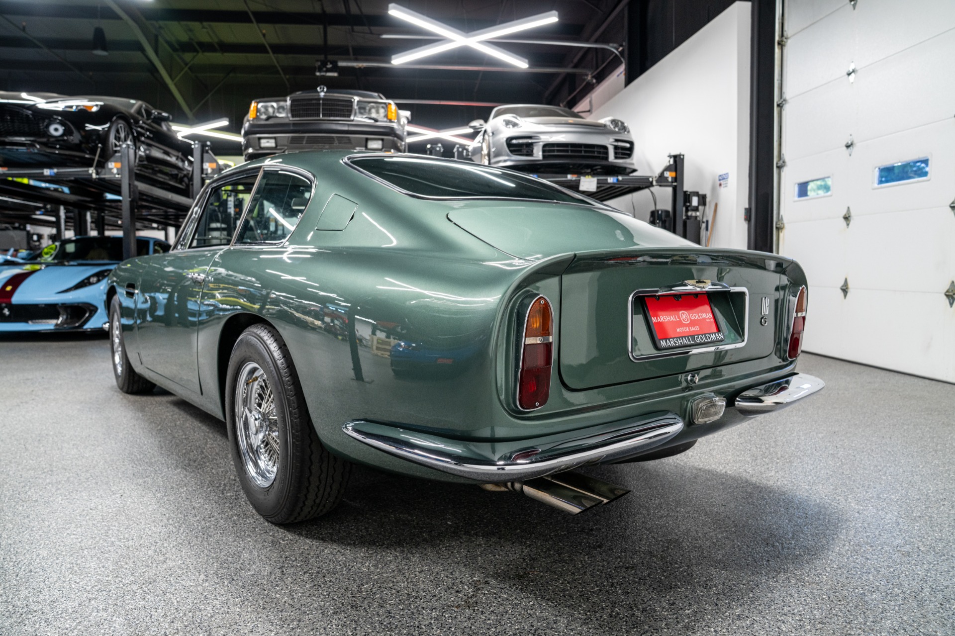 Aston Martin DB6 -Right Hand Drive, Beautiful Condition